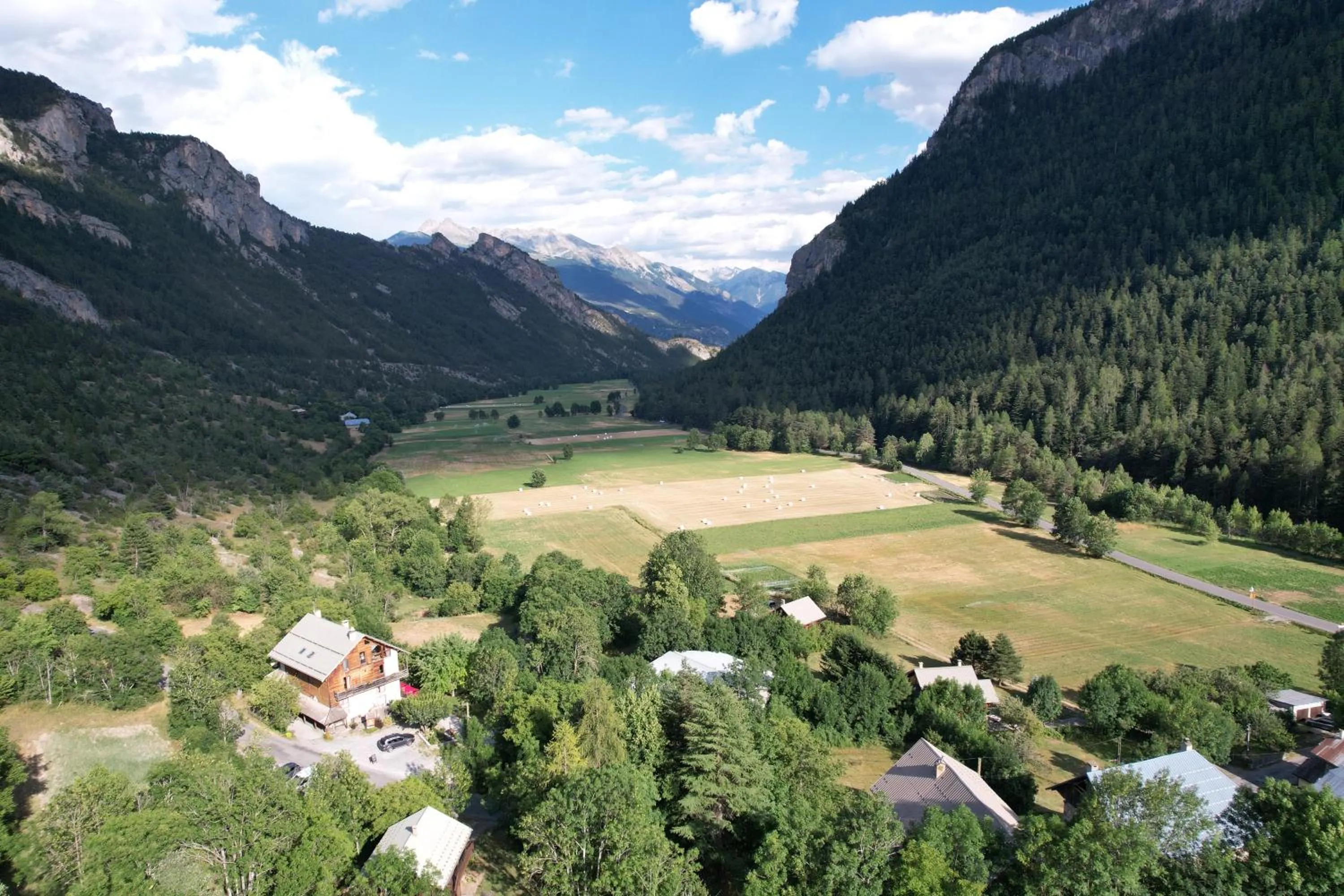 Bird's eye view in Hôtel Restaurant Gîtes Les 5 Saisons
