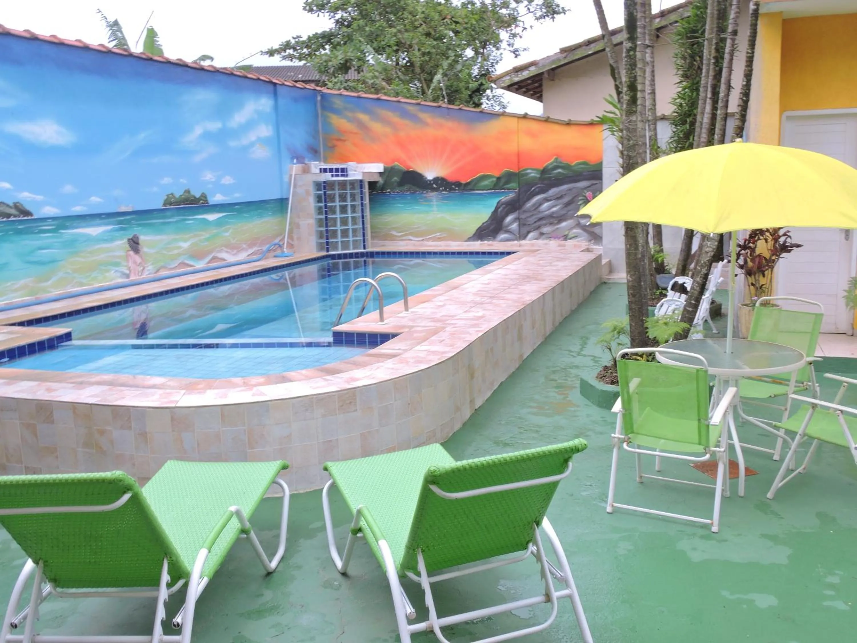 Swimming pool in Pousada Sorocotuba - Piscina Aquecida