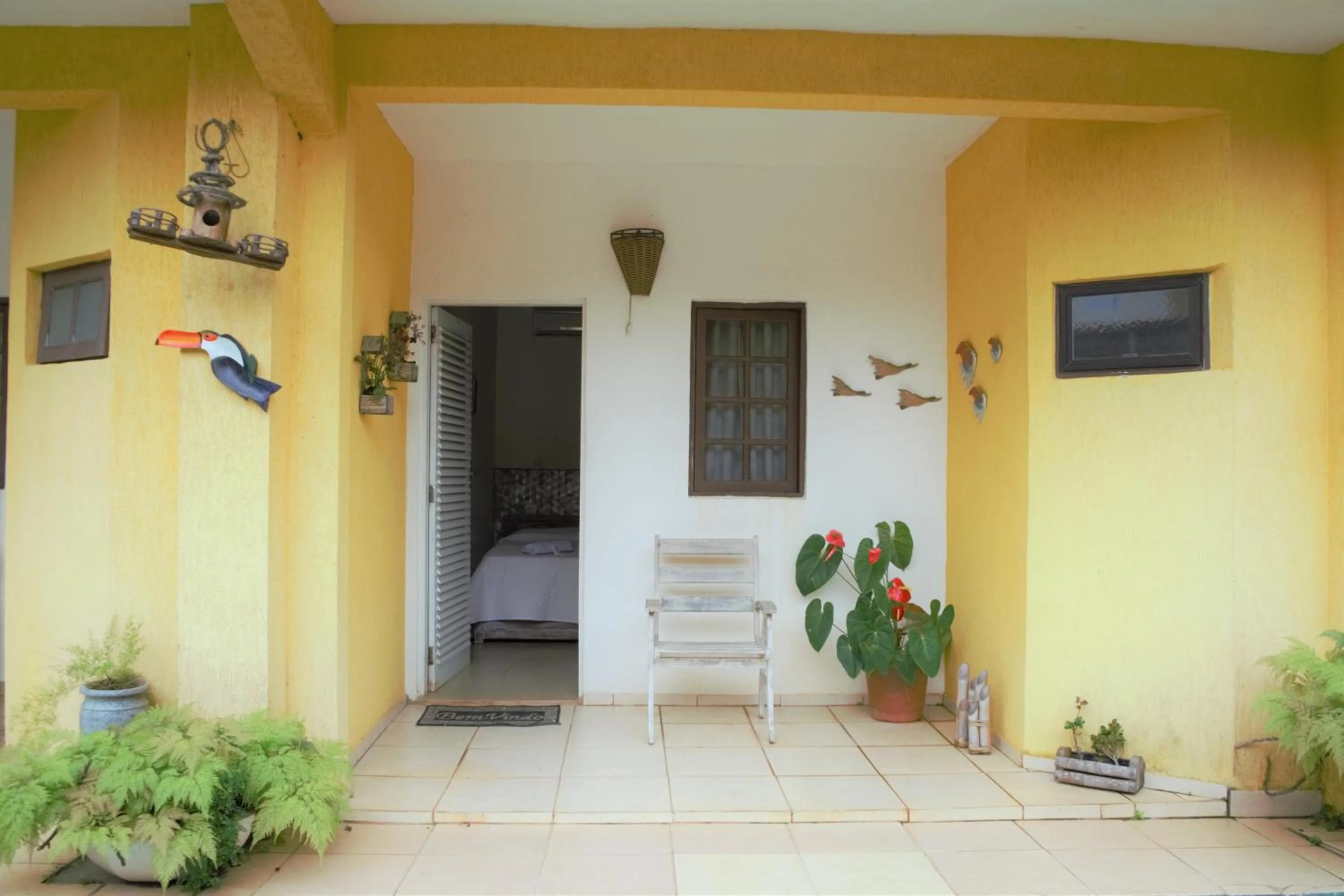 Balcony/Terrace in Pousada Sorocotuba - Piscina Aquecida