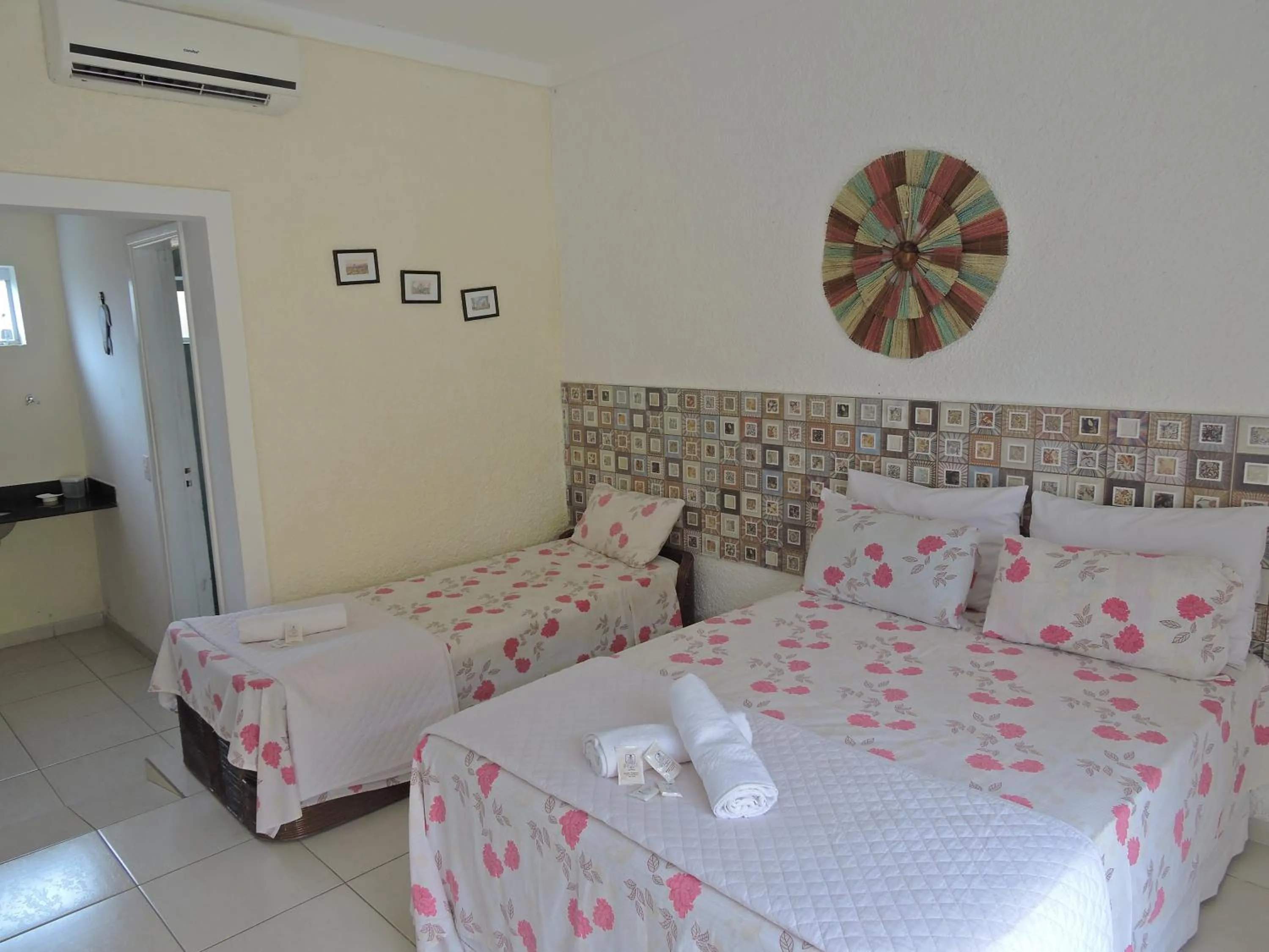 Photo of the whole room, Bed in Pousada Sorocotuba - Piscina Aquecida