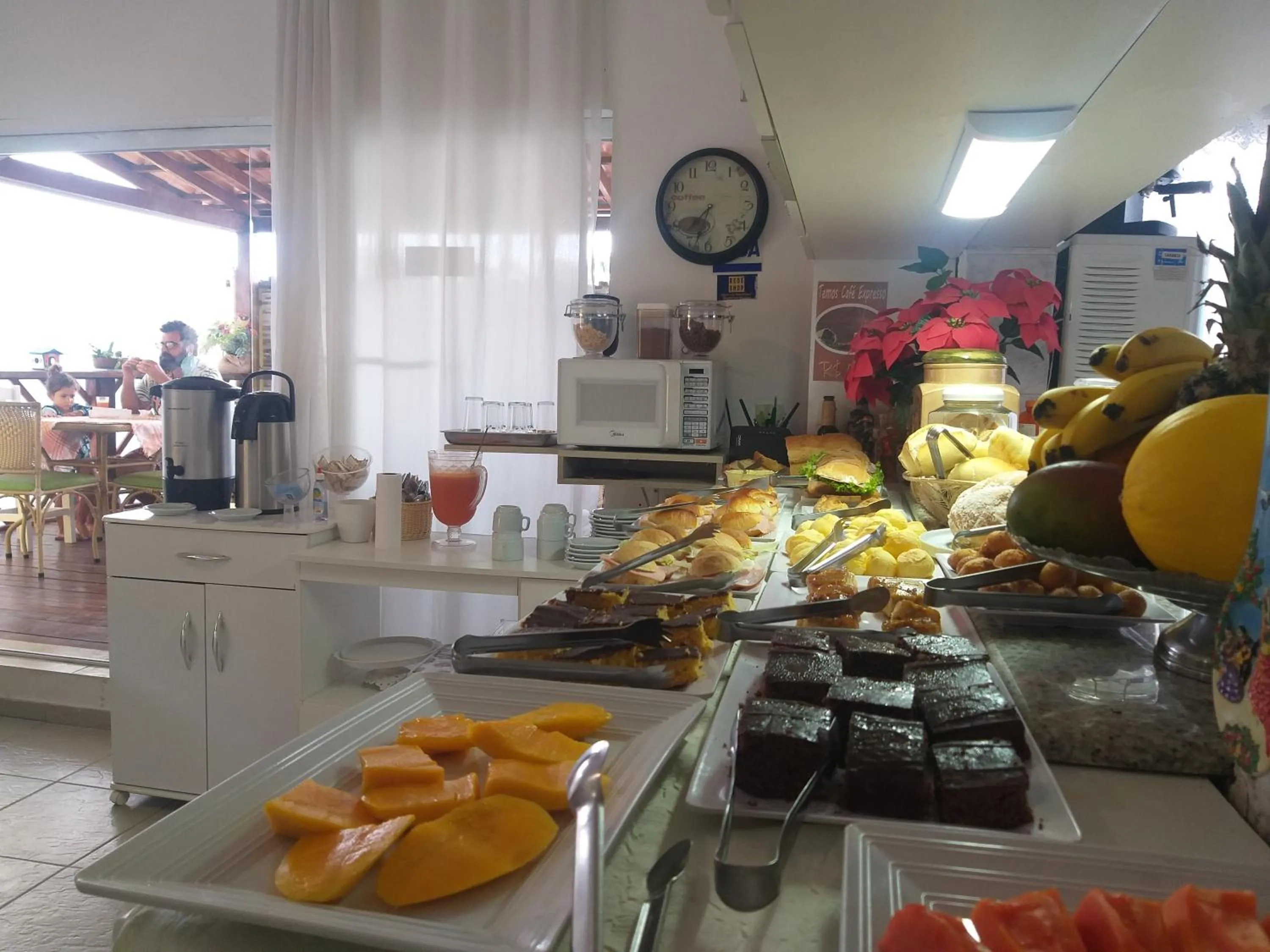 Breakfast in Pousada Sorocotuba - Piscina Aquecida