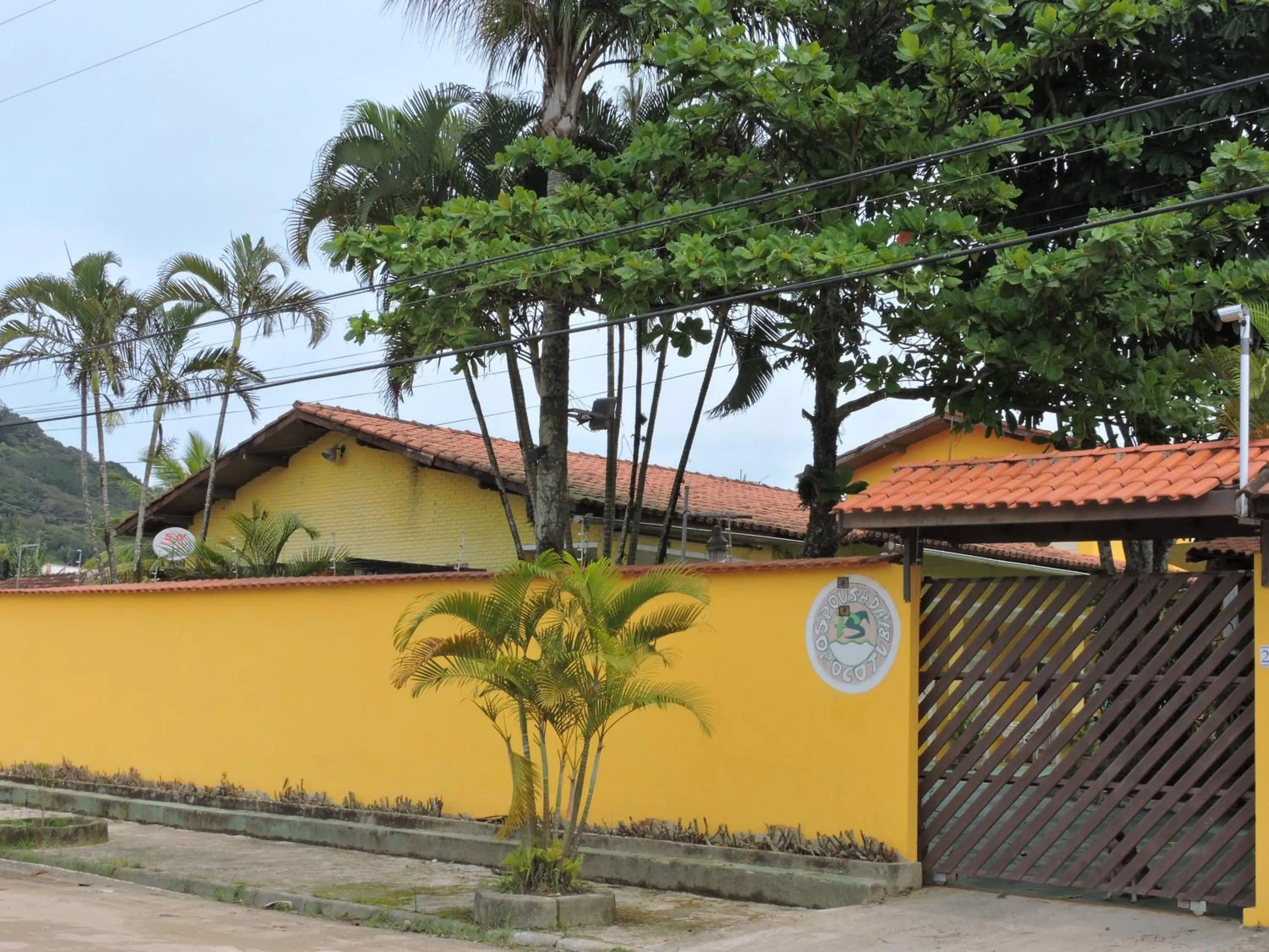 Facade/entrance in Pousada Sorocotuba - Piscina Aquecida