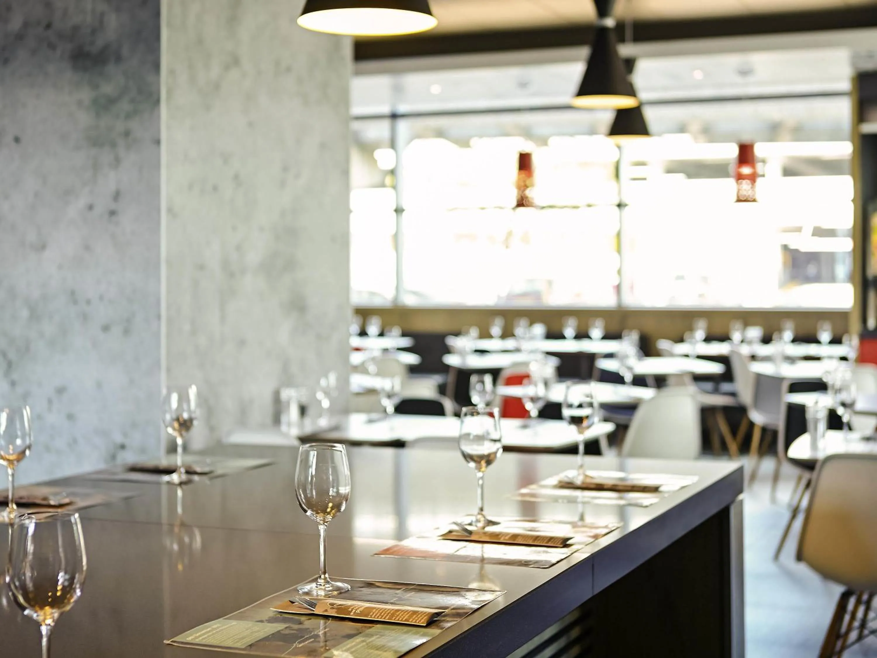 Restaurant/places to eat in ibis Birmingham Airport Terminal Building - NEC