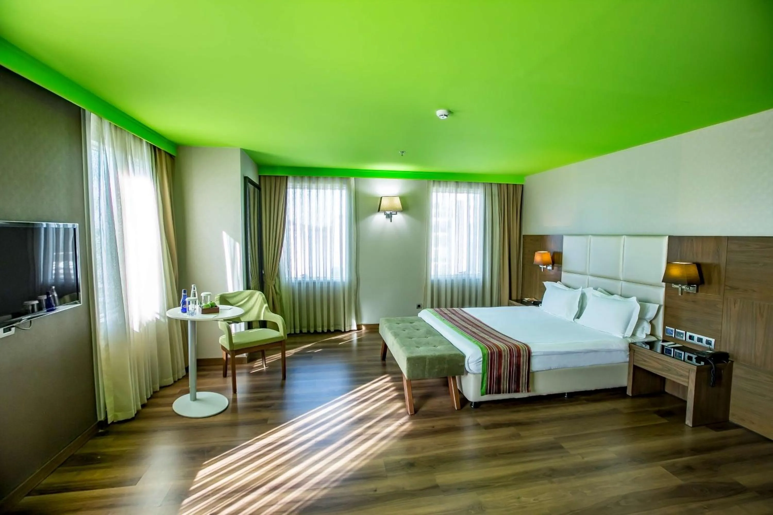 Photo of the whole room, Bed in Park Inn by Radisson Istanbul Asia Kavacik