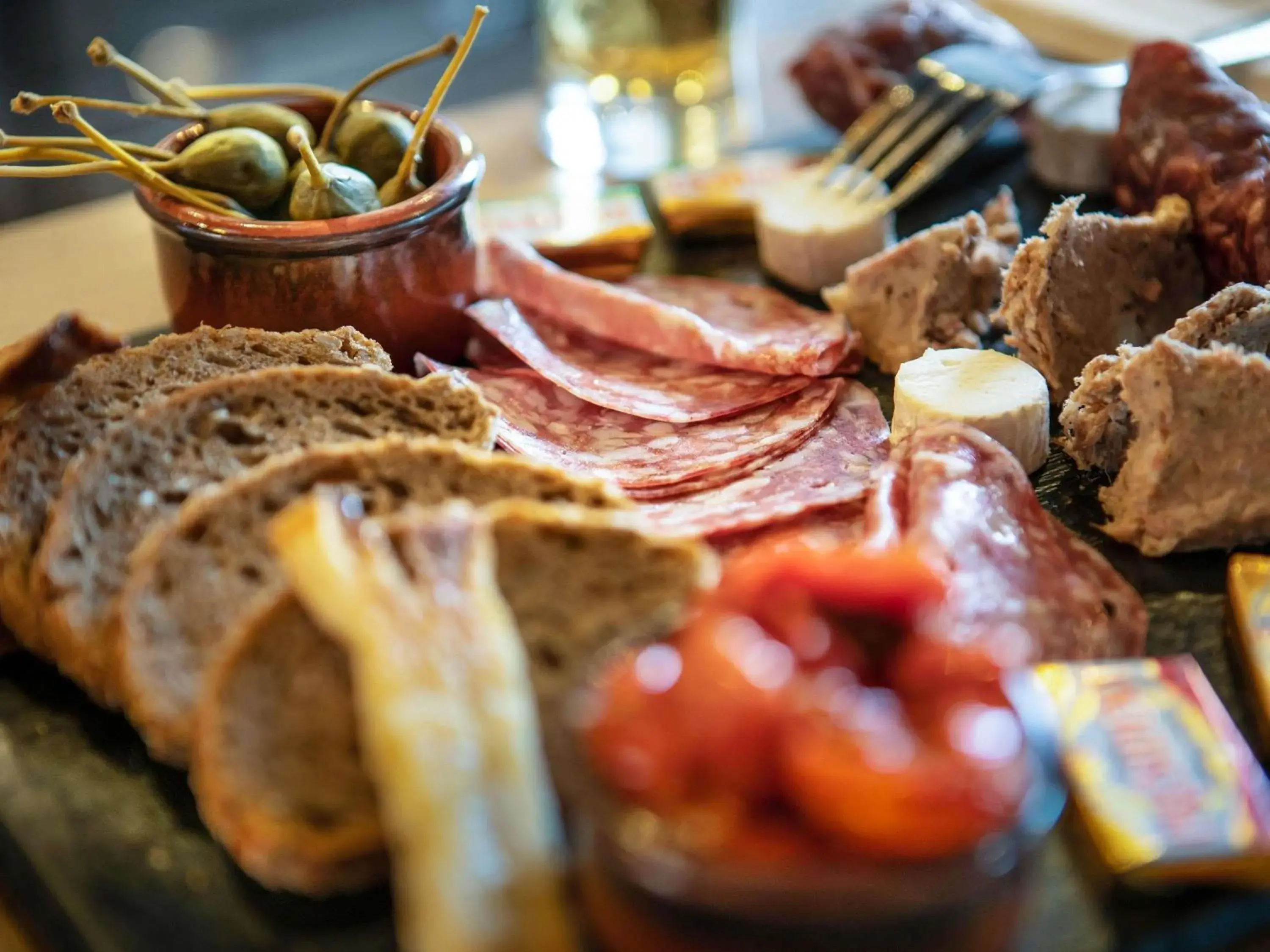 Lounge or bar in Ibis Marne la Vallée Noisy Lounge or bar in Ibis Marne la Vallée Noisy