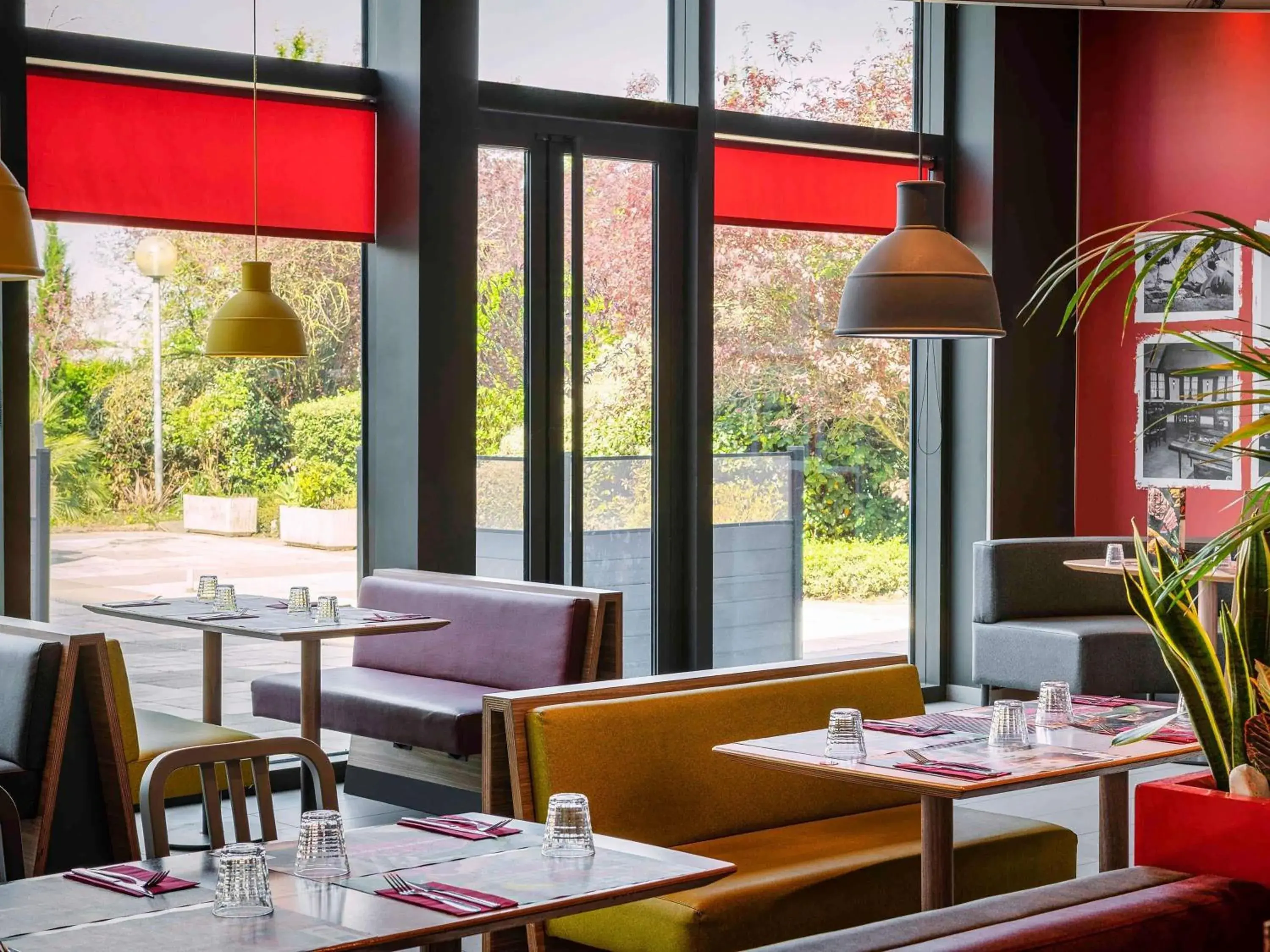 Restaurant/places to eat in Ibis Marne la Vallée Noisy Restaurant/places to eat in Ibis Marne la Vallée Noisy