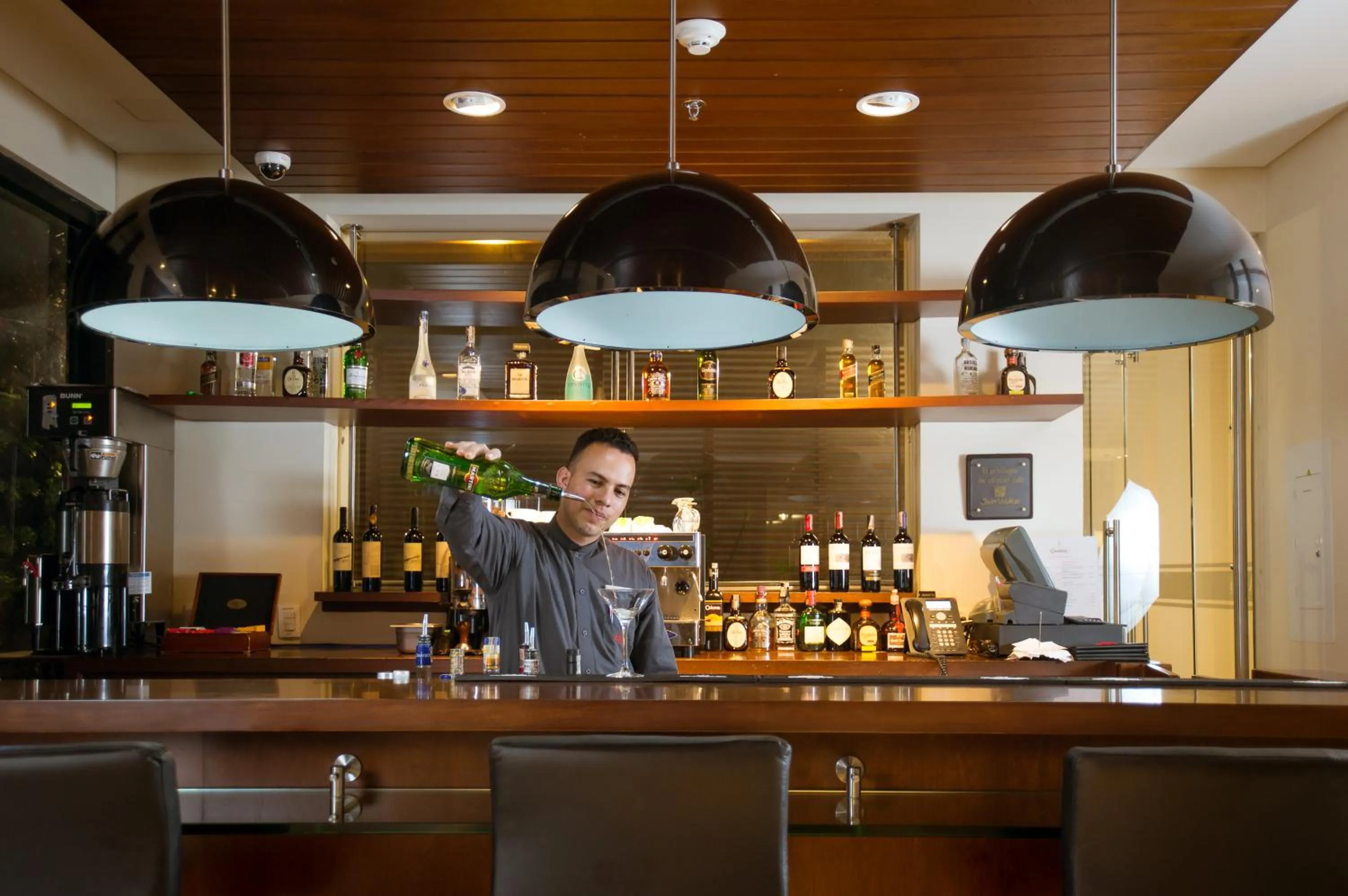 Staff in Mercure Bogota Calle 100