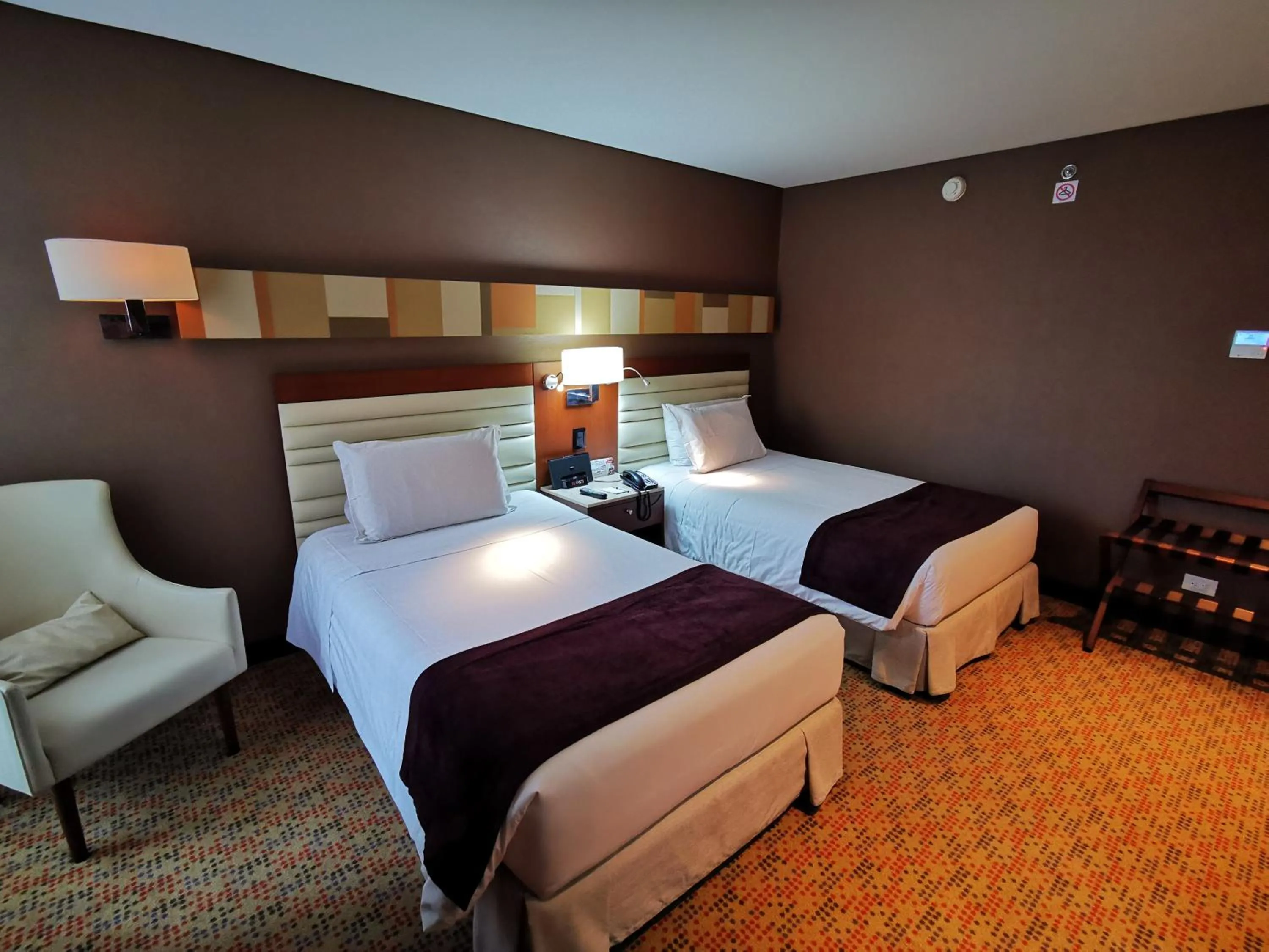 Bed in Mercure Bogota Calle 100