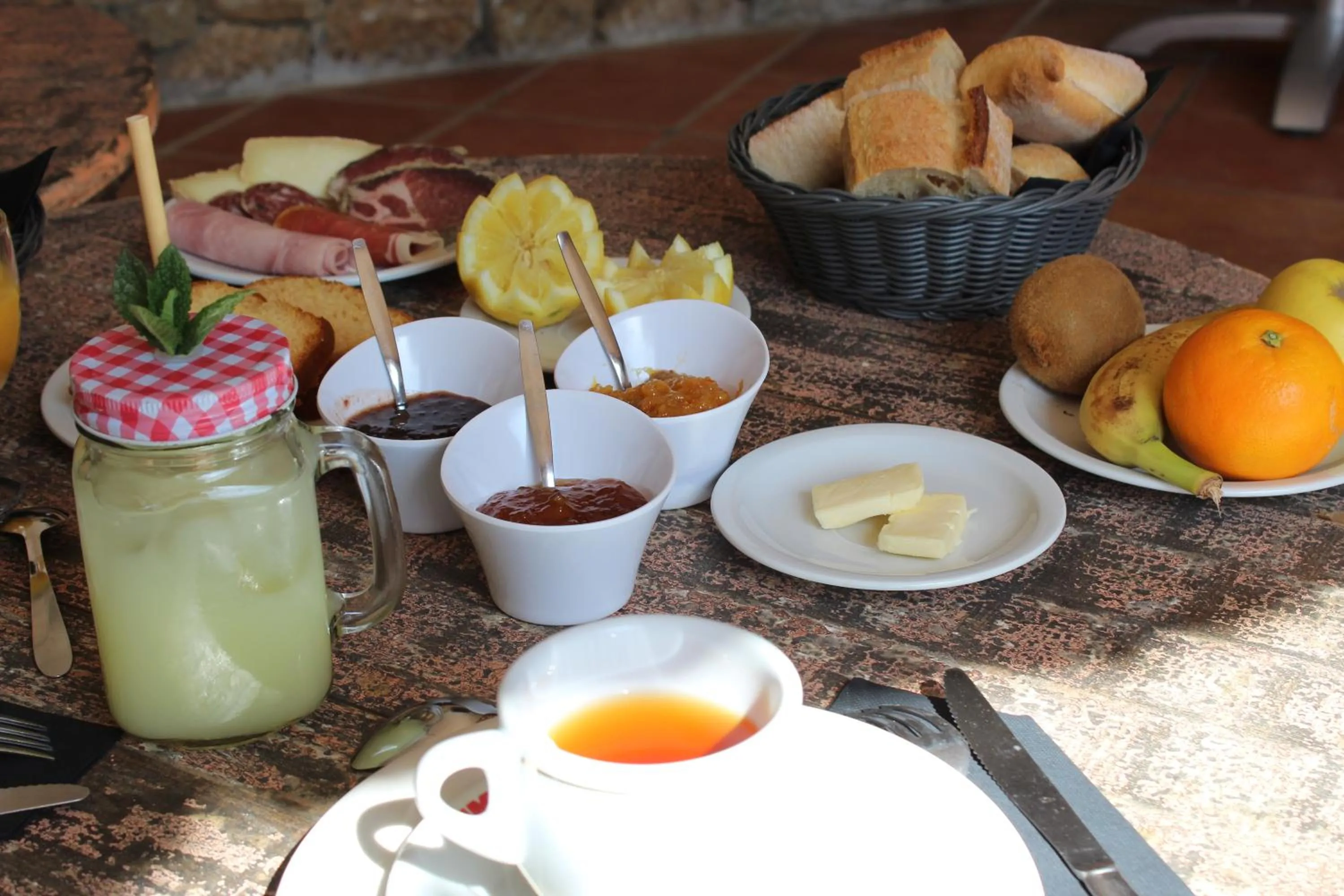 Food and drinks in Hôtel Casa Rossa & Spa