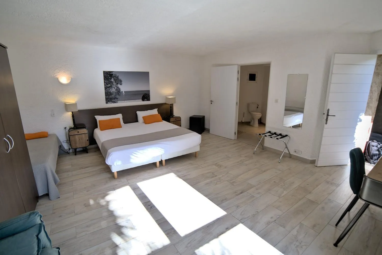 Bed in Hôtel Casa Rossa & Spa