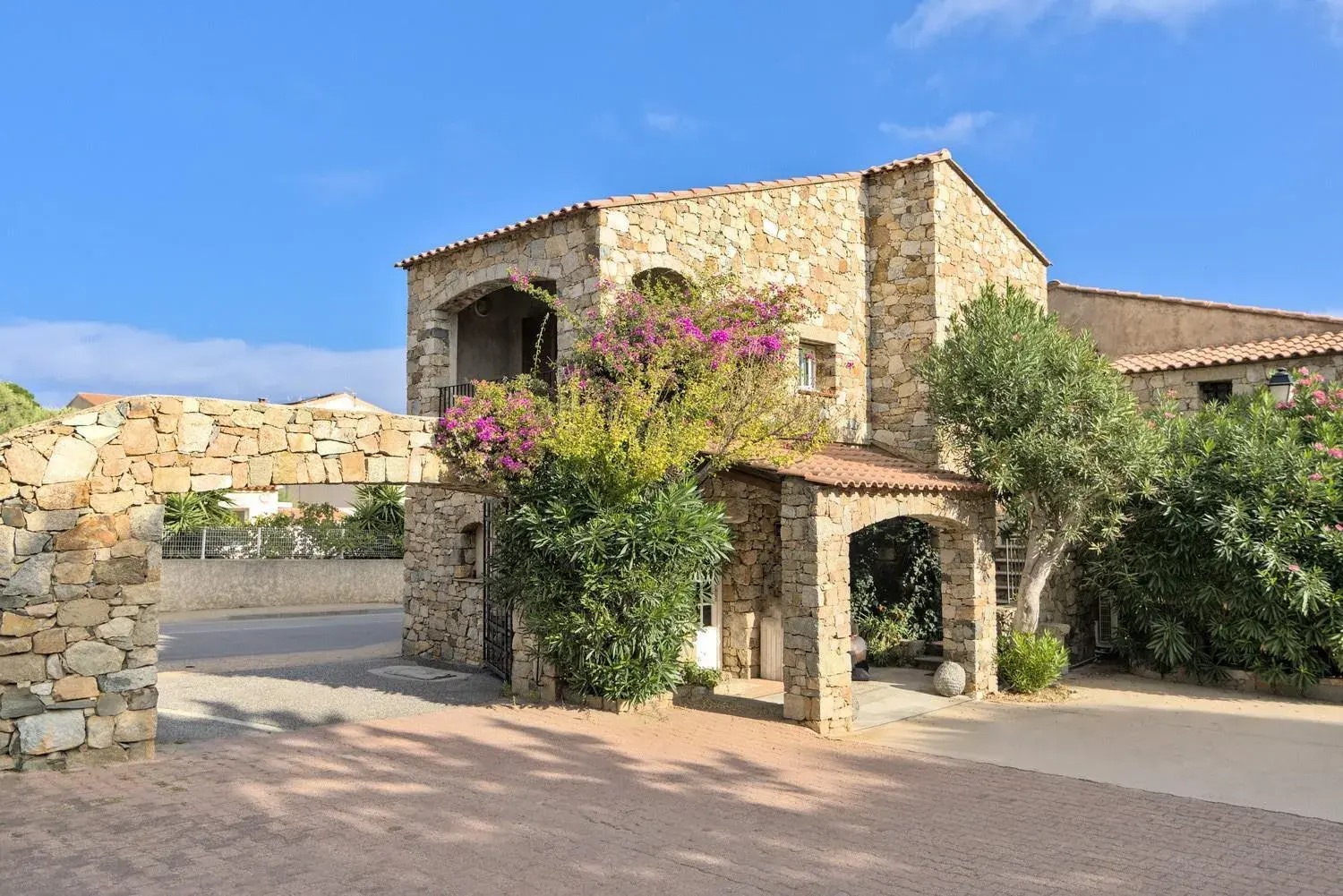 Property building in Hôtel Casa Rossa & Spa Property building in Hôtel Casa Rossa & Spa