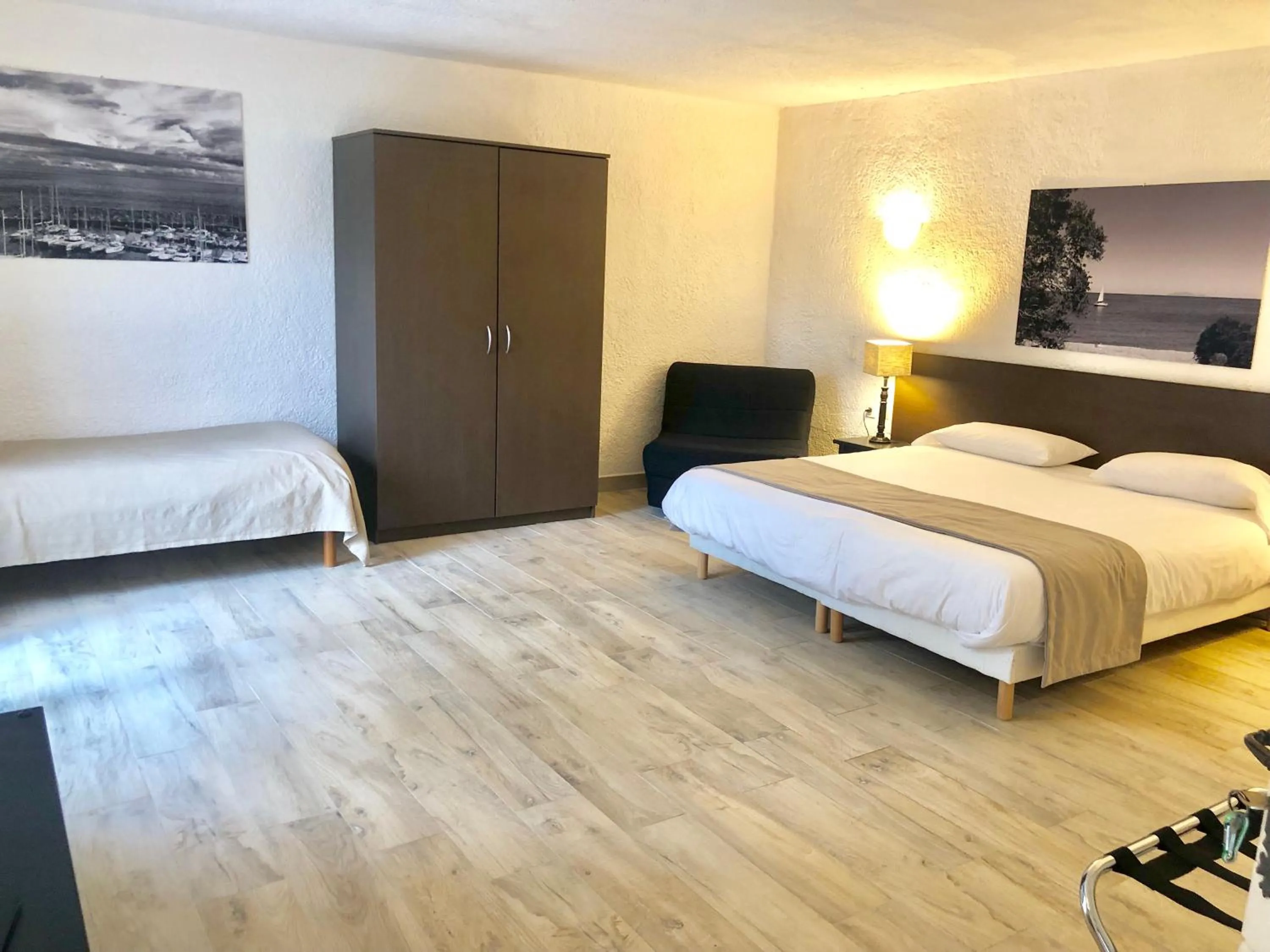 Bed in Hôtel Casa Rossa & Spa