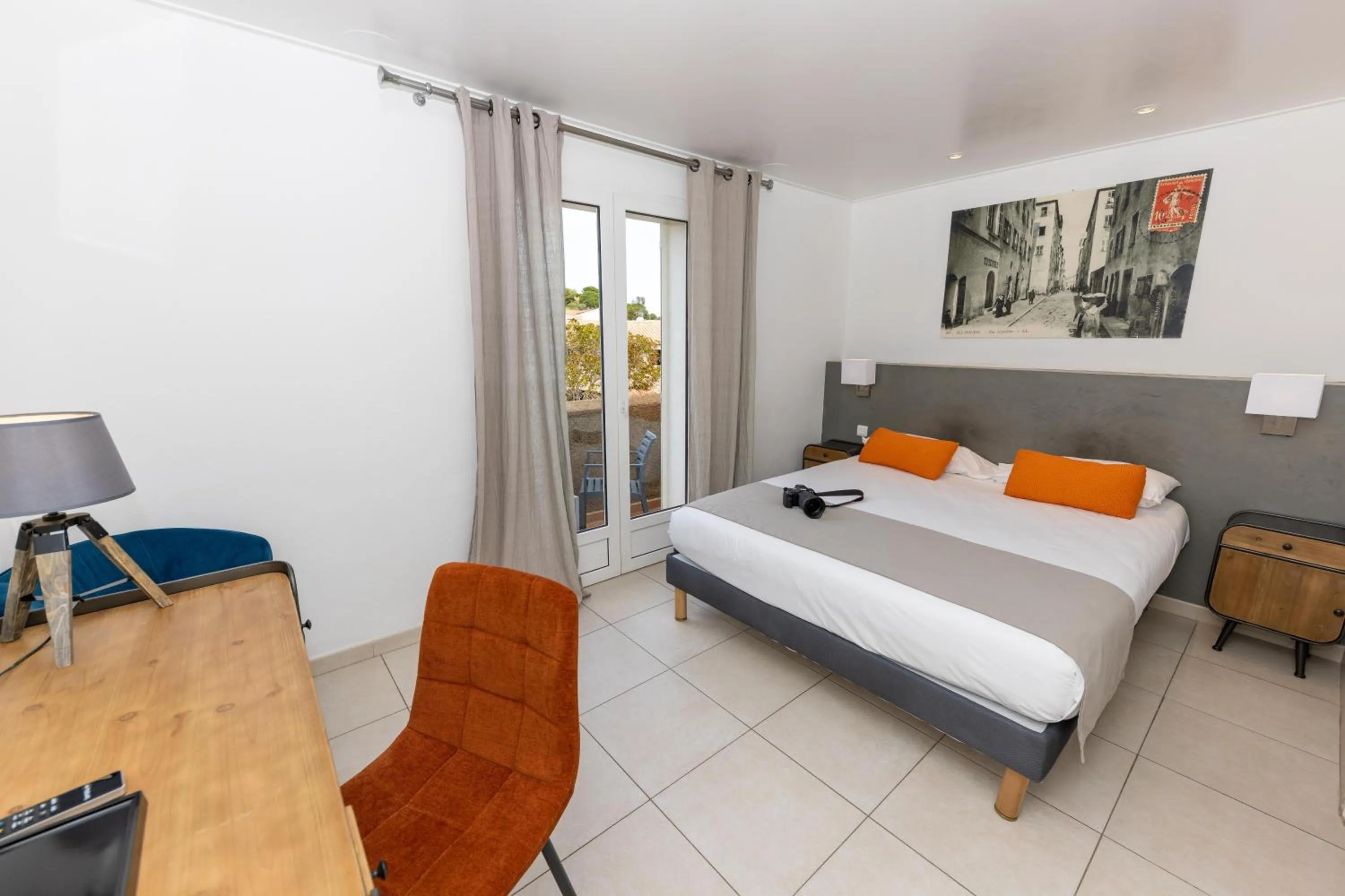 Bed in Hôtel Casa Rossa & Spa