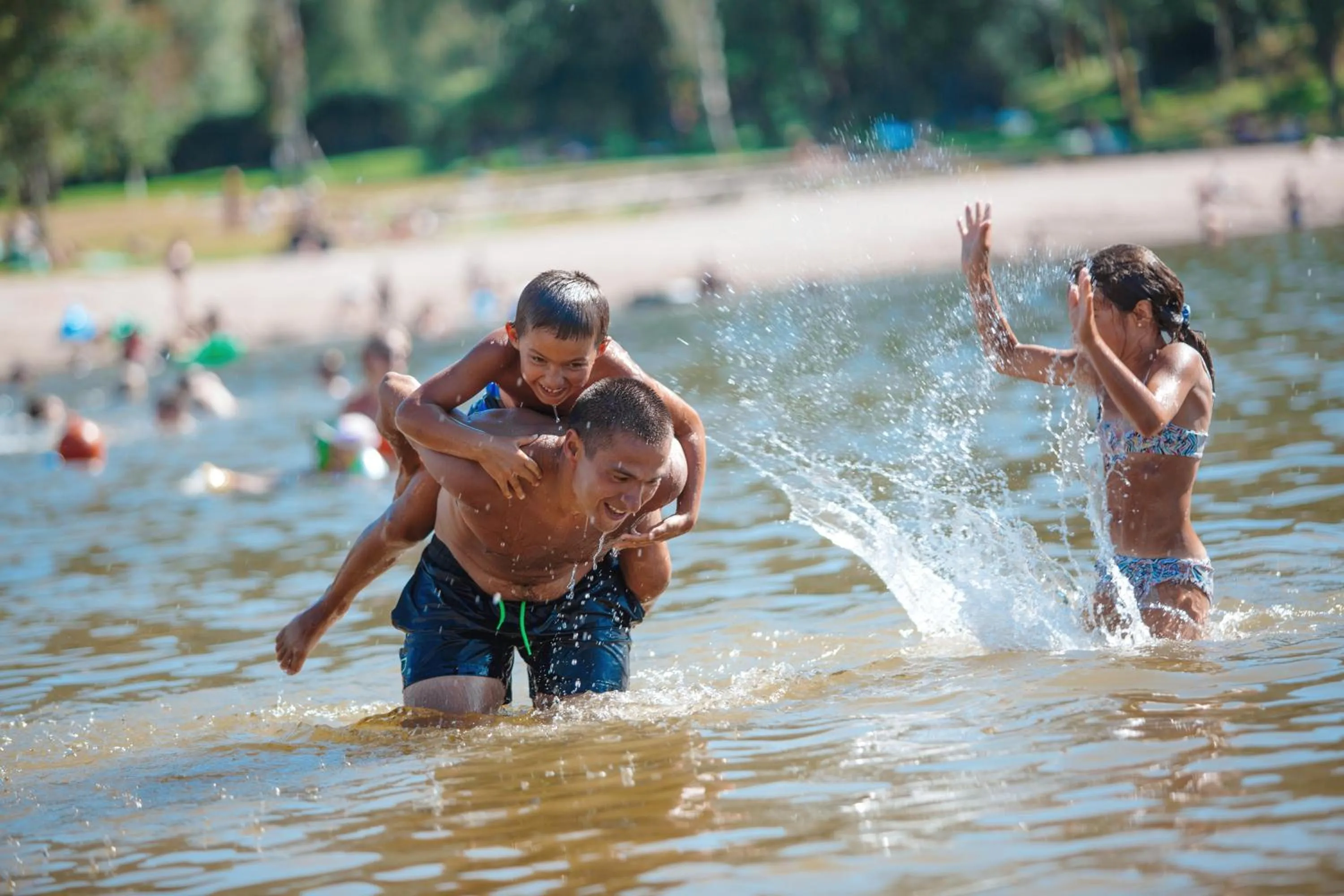 Beach in Camping Base de Loisirs du Lac de la Moselotte