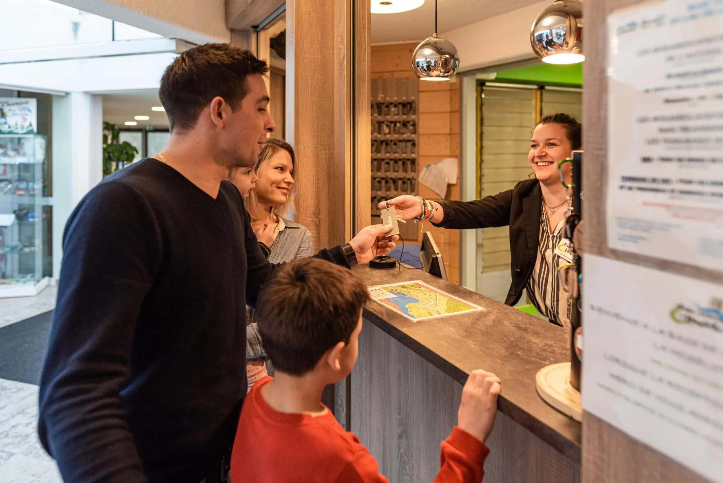 Staff in Camping Base de Loisirs du Lac de la Moselotte