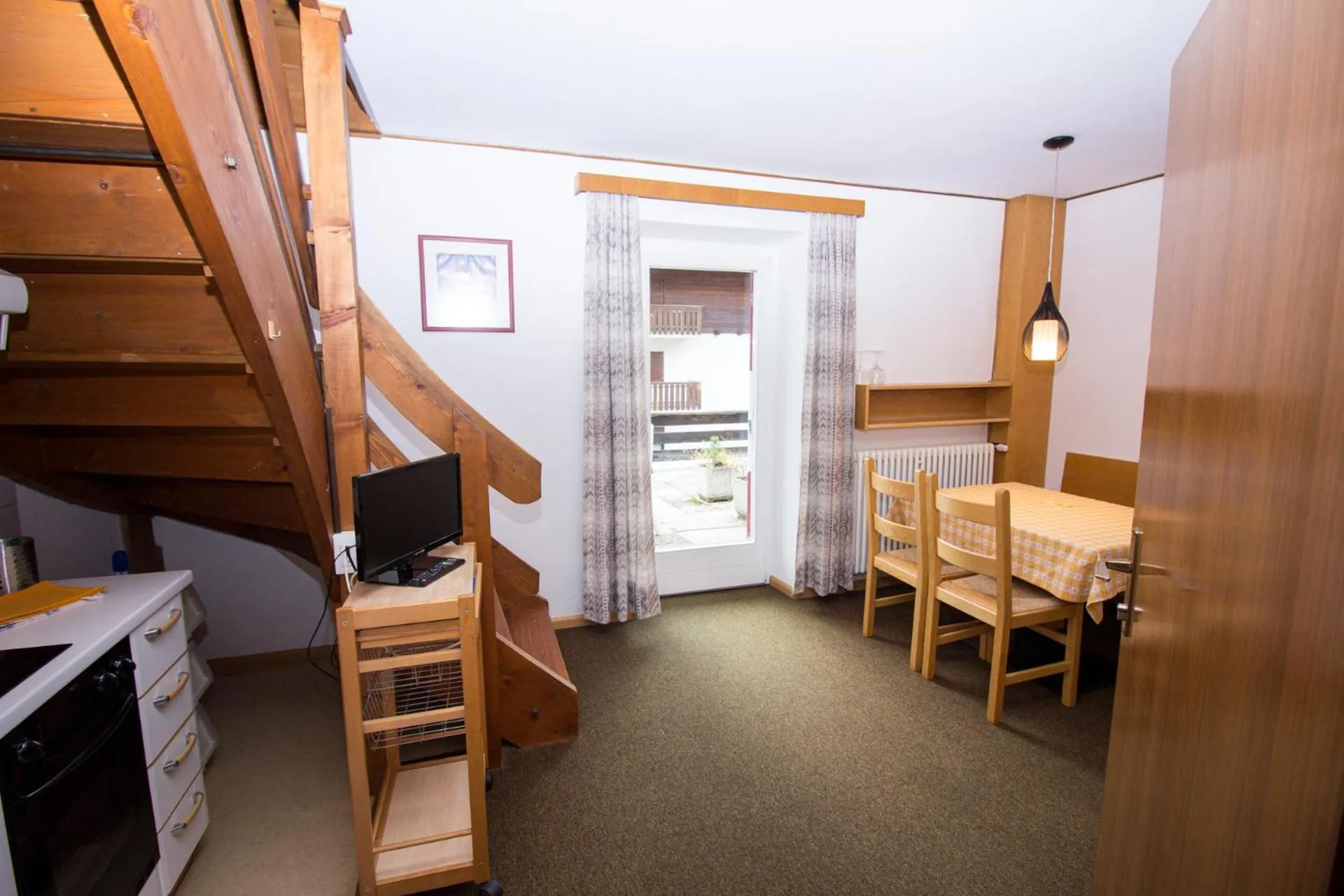 Dining area in Residence Chris Appart