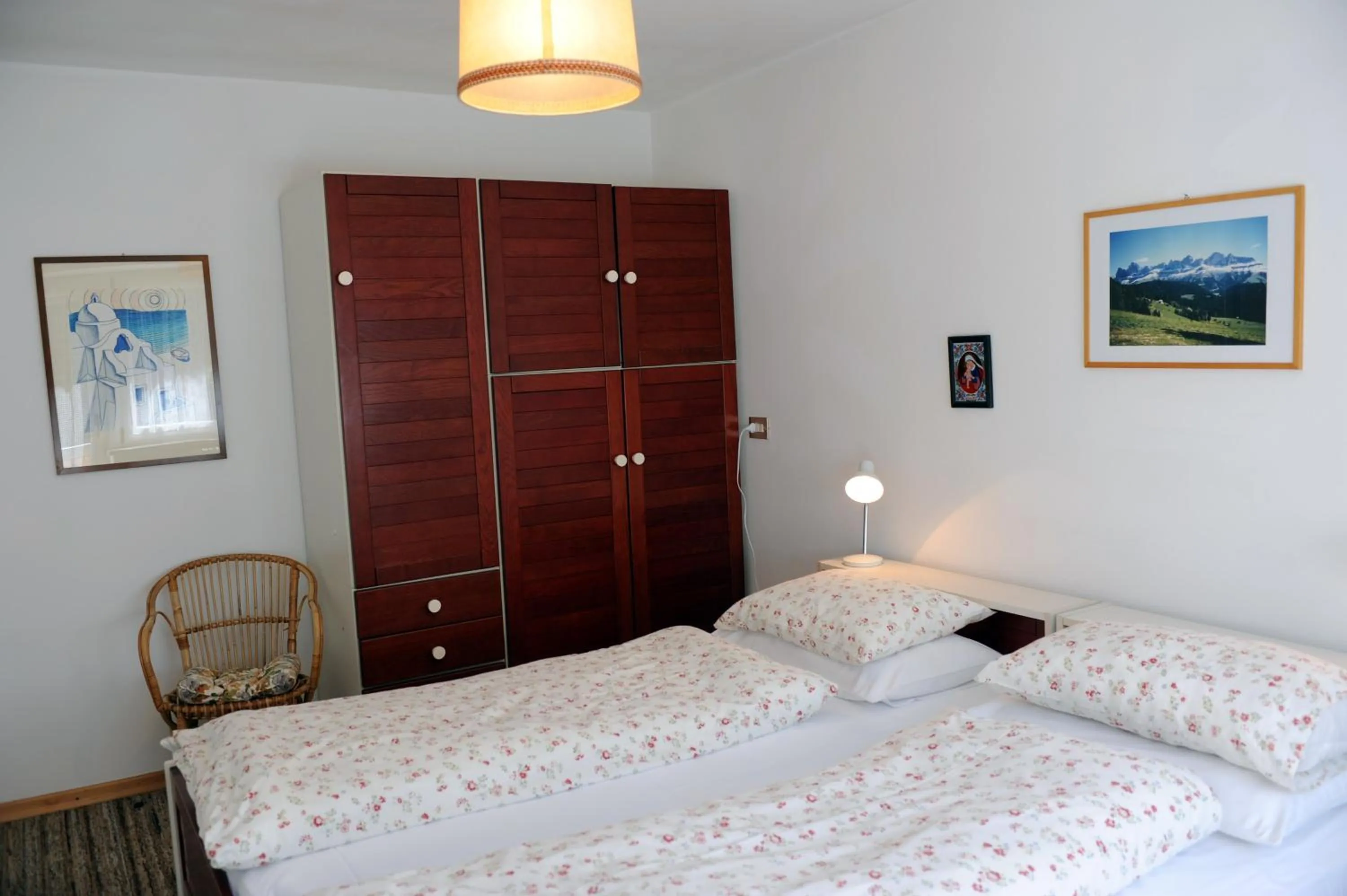 Bedroom, Bed in Residence Chris Appart