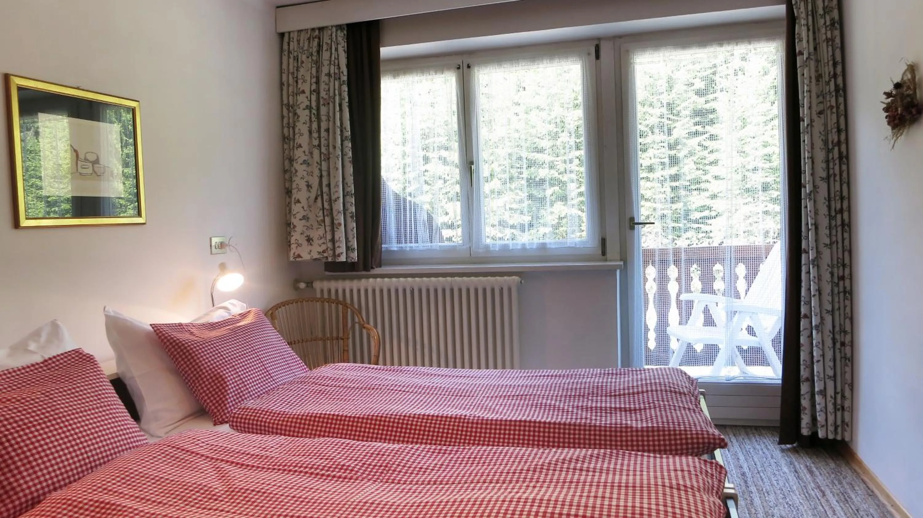 Bedroom, Bed in Residence Chris Appart