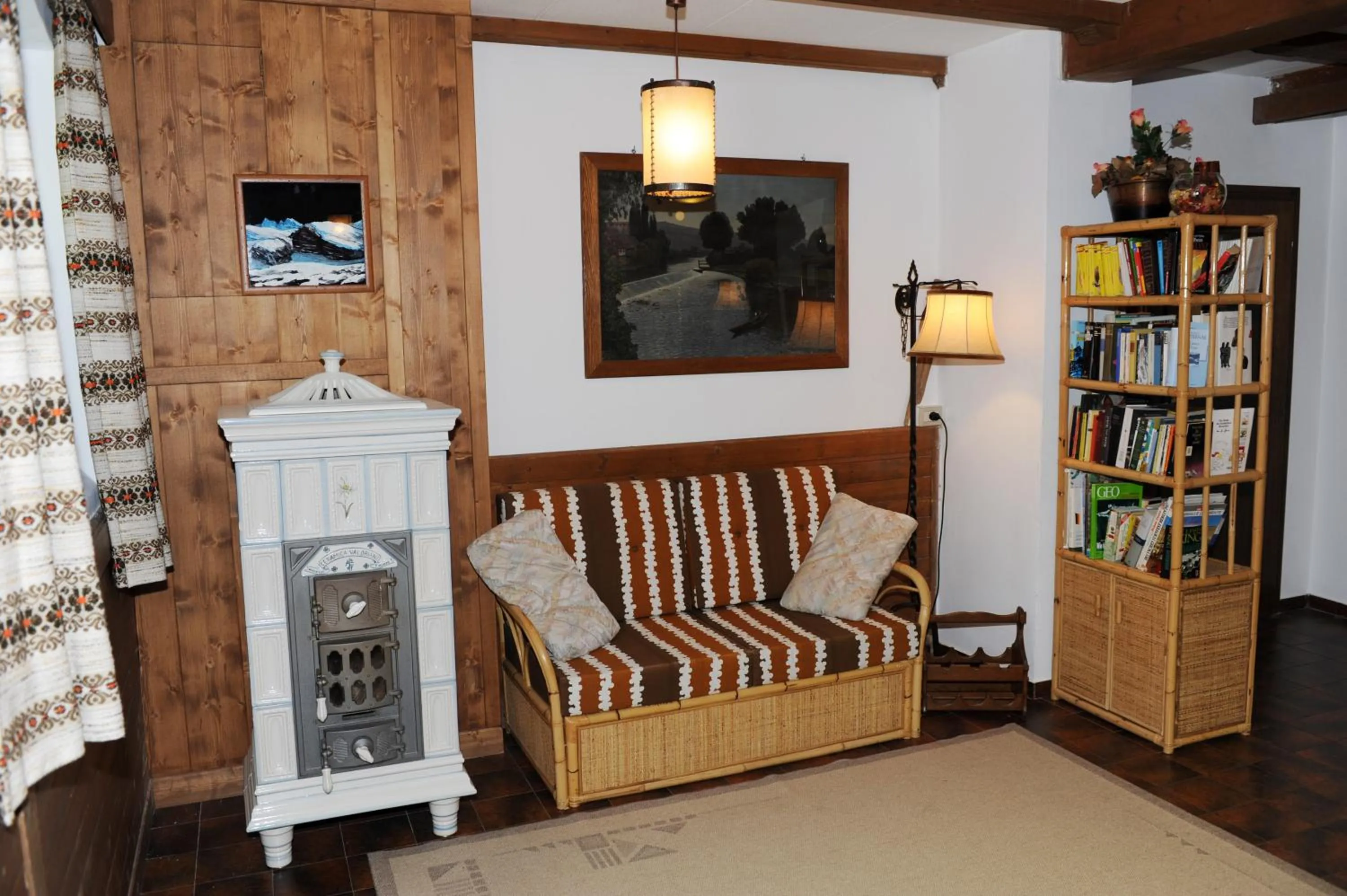 Game Room in Residence Chris Appart