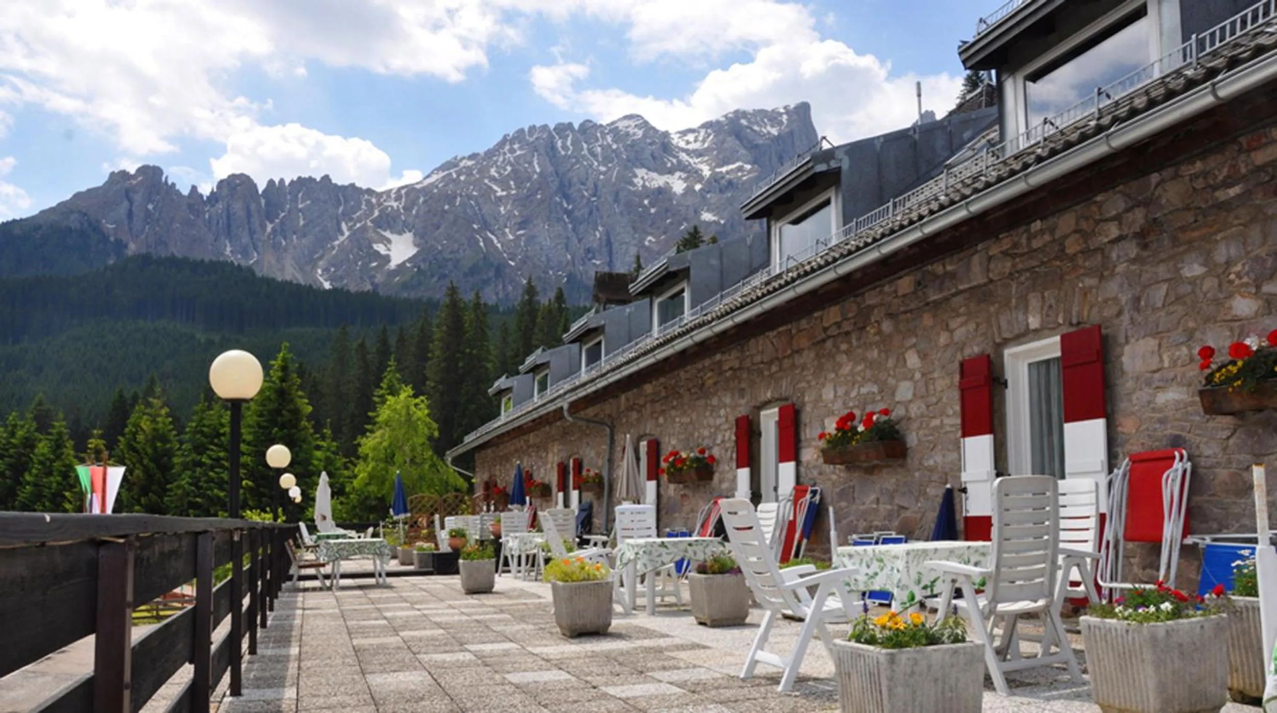 Property building in Residence Chris Appart