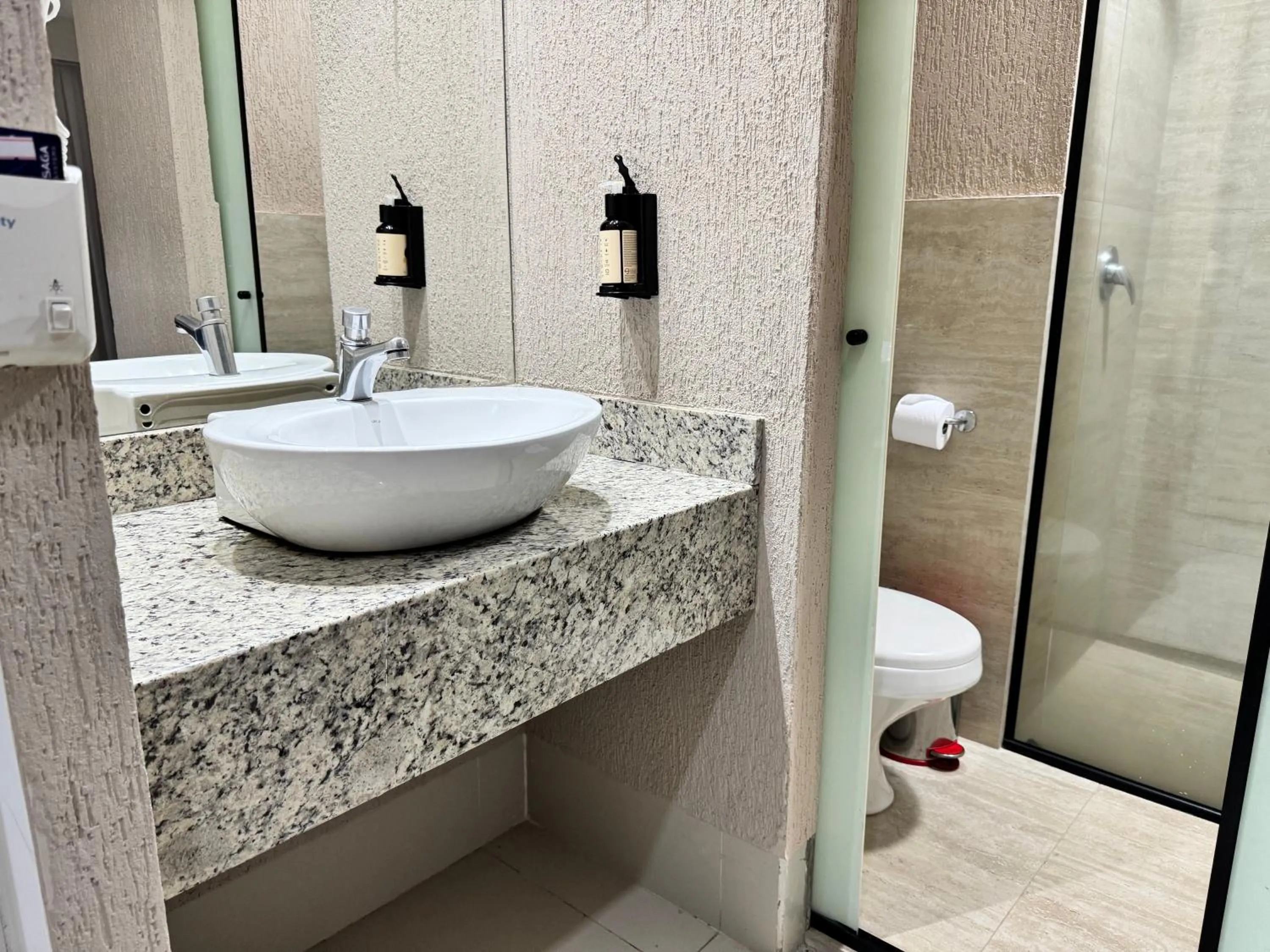 Bedroom in Hotel Girassol Plaza