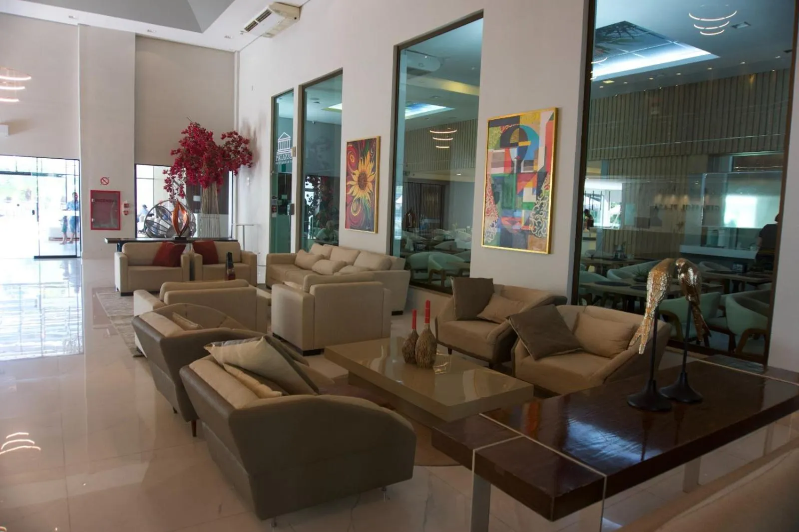 Lobby or reception in Hotel Girassol Plaza