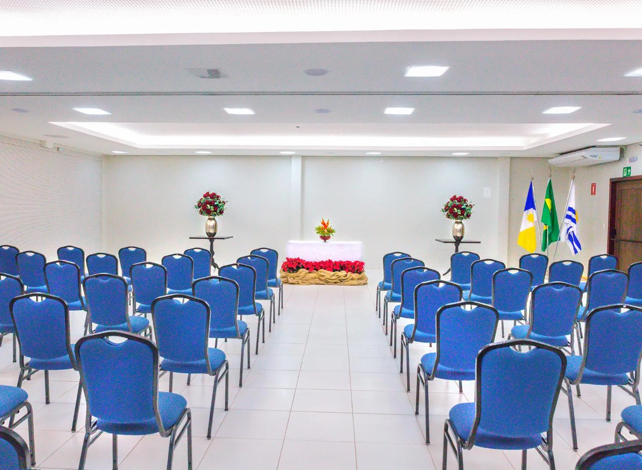 Business facilities in Hotel Girassol Plaza