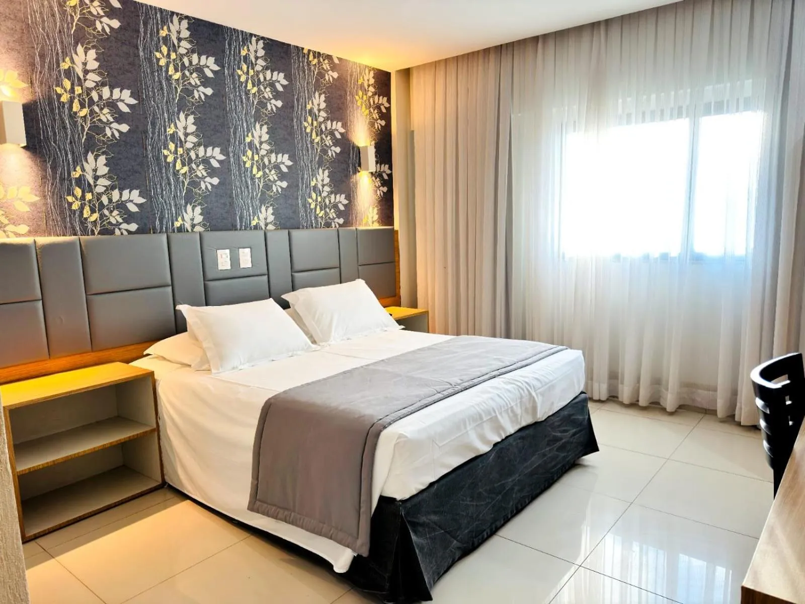 Bedroom, Bed in Hotel Girassol Plaza