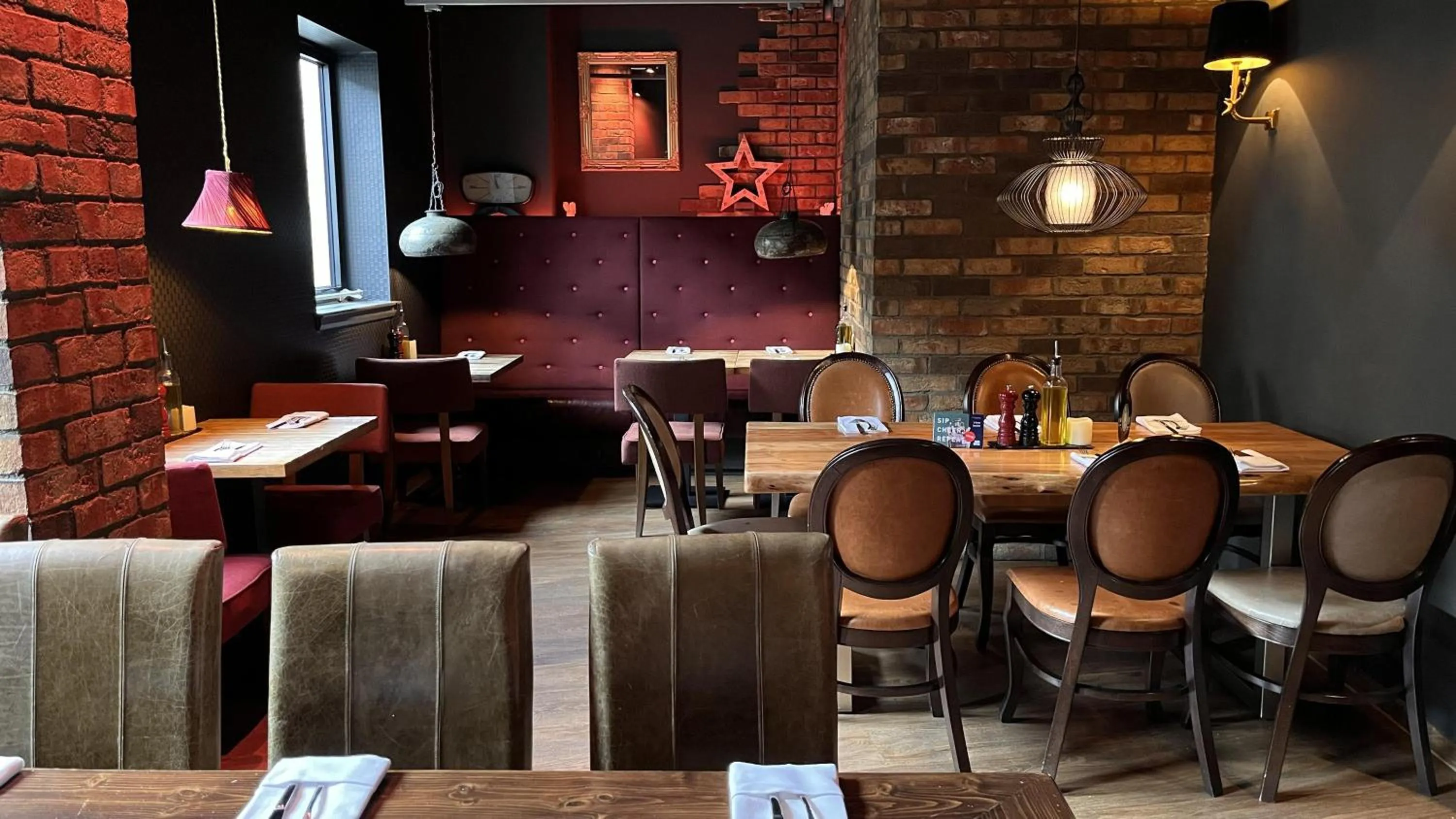 Restaurant/places to eat in B&B HOTEL Inverness