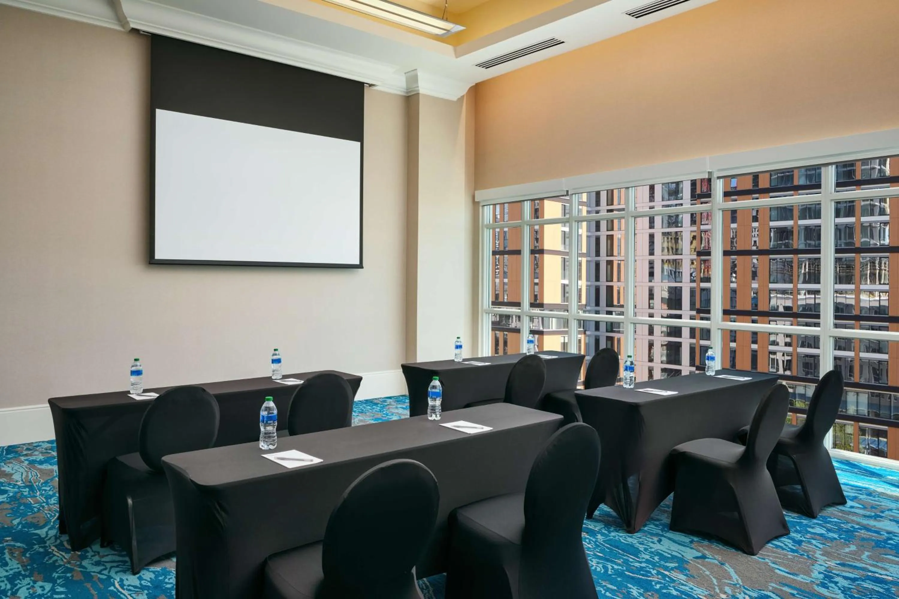 Meeting/conference room in Homewood Suites Atlanta Midtown