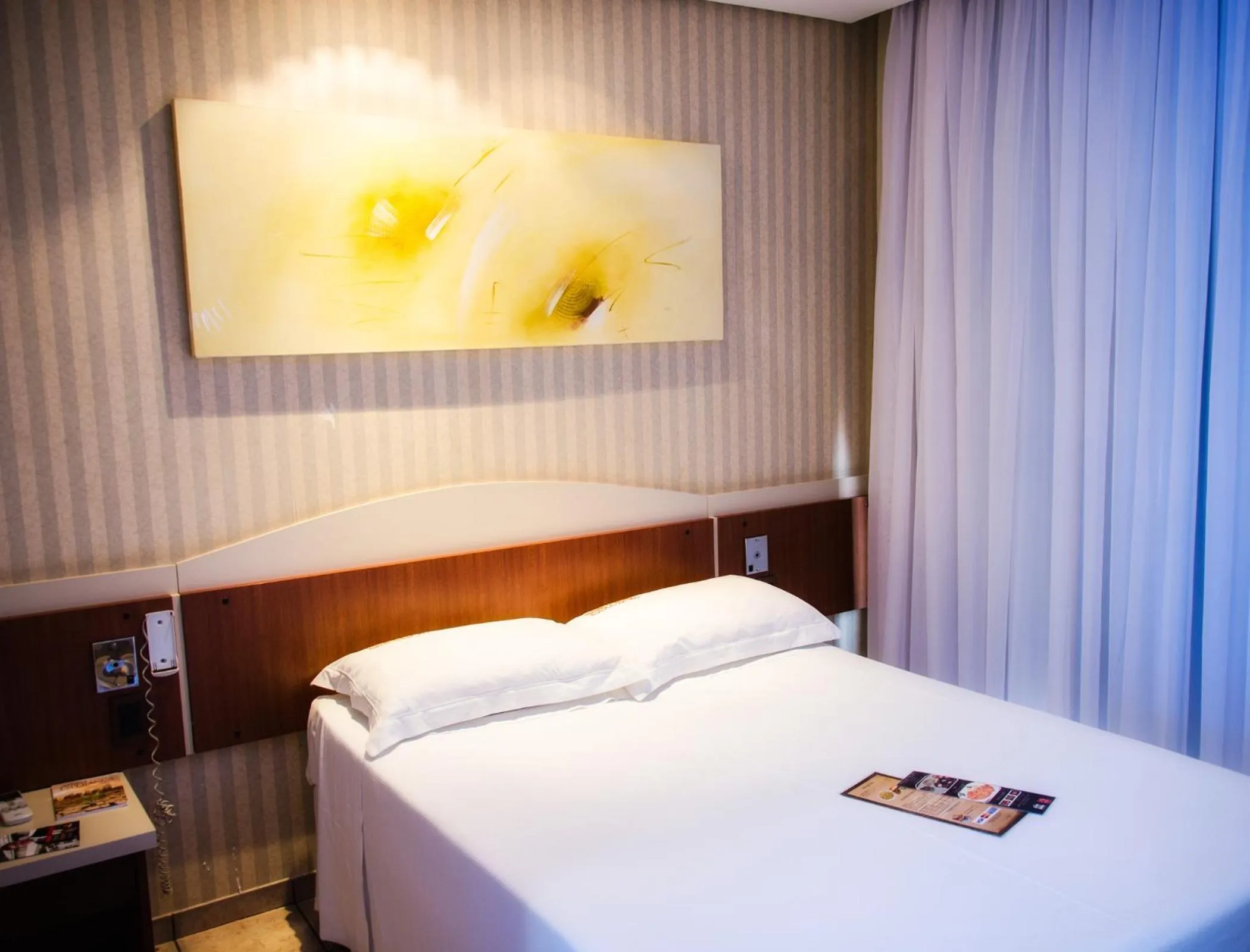 Bedroom, Bed in Pousada dos Girassóis