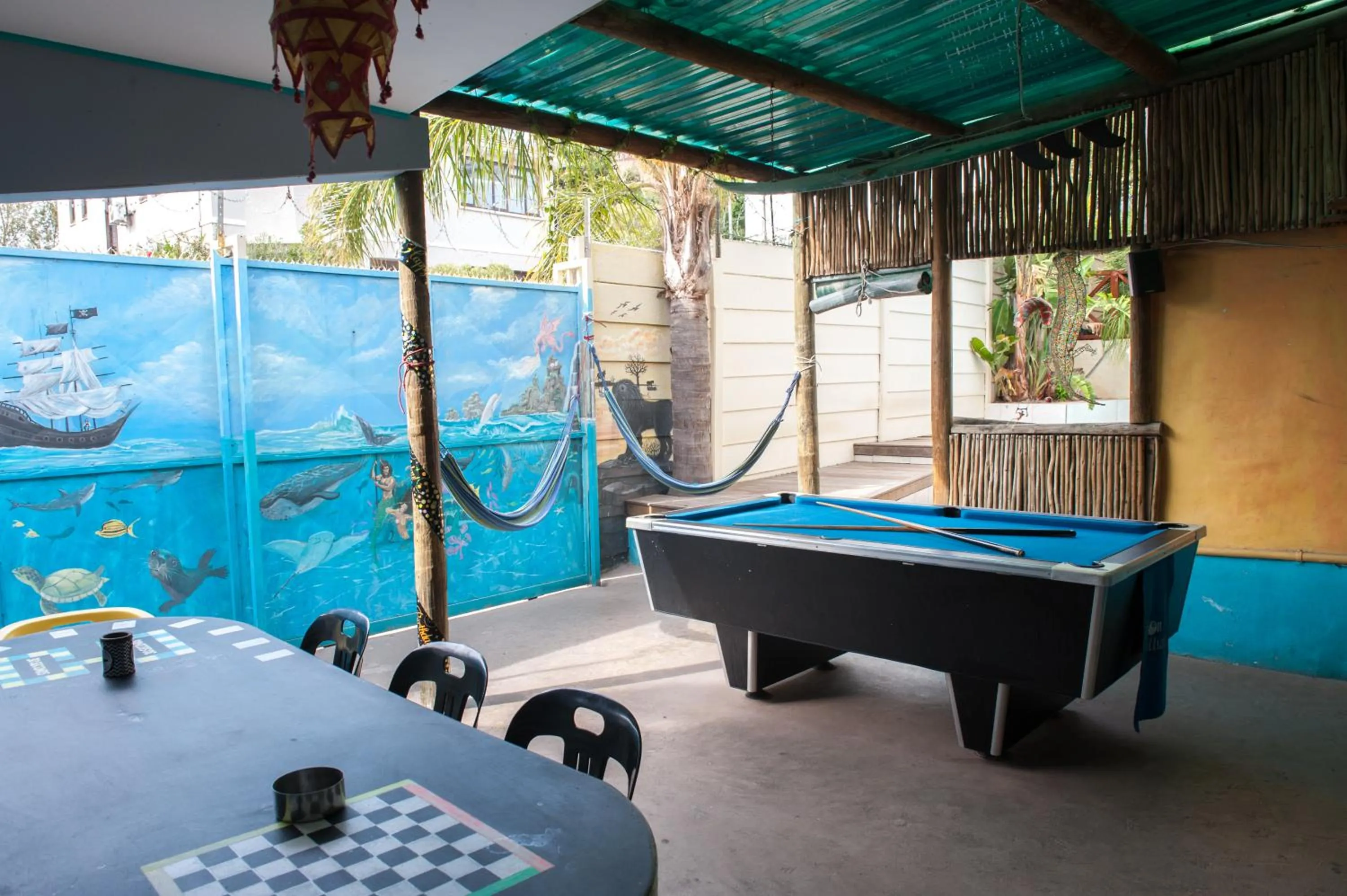 Property building in Big Blue Backpackers