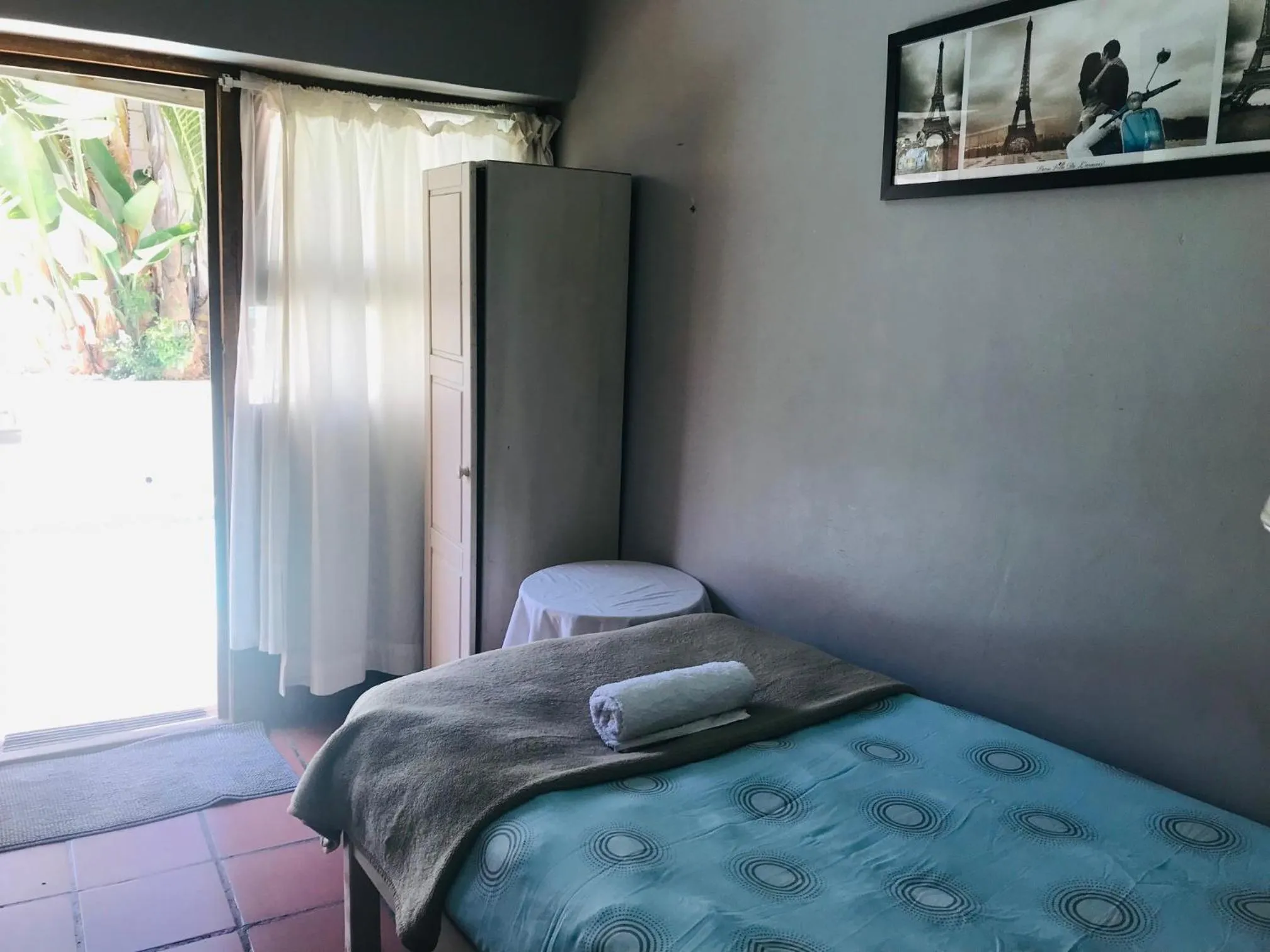 Property building, Bed in Big Blue Backpackers