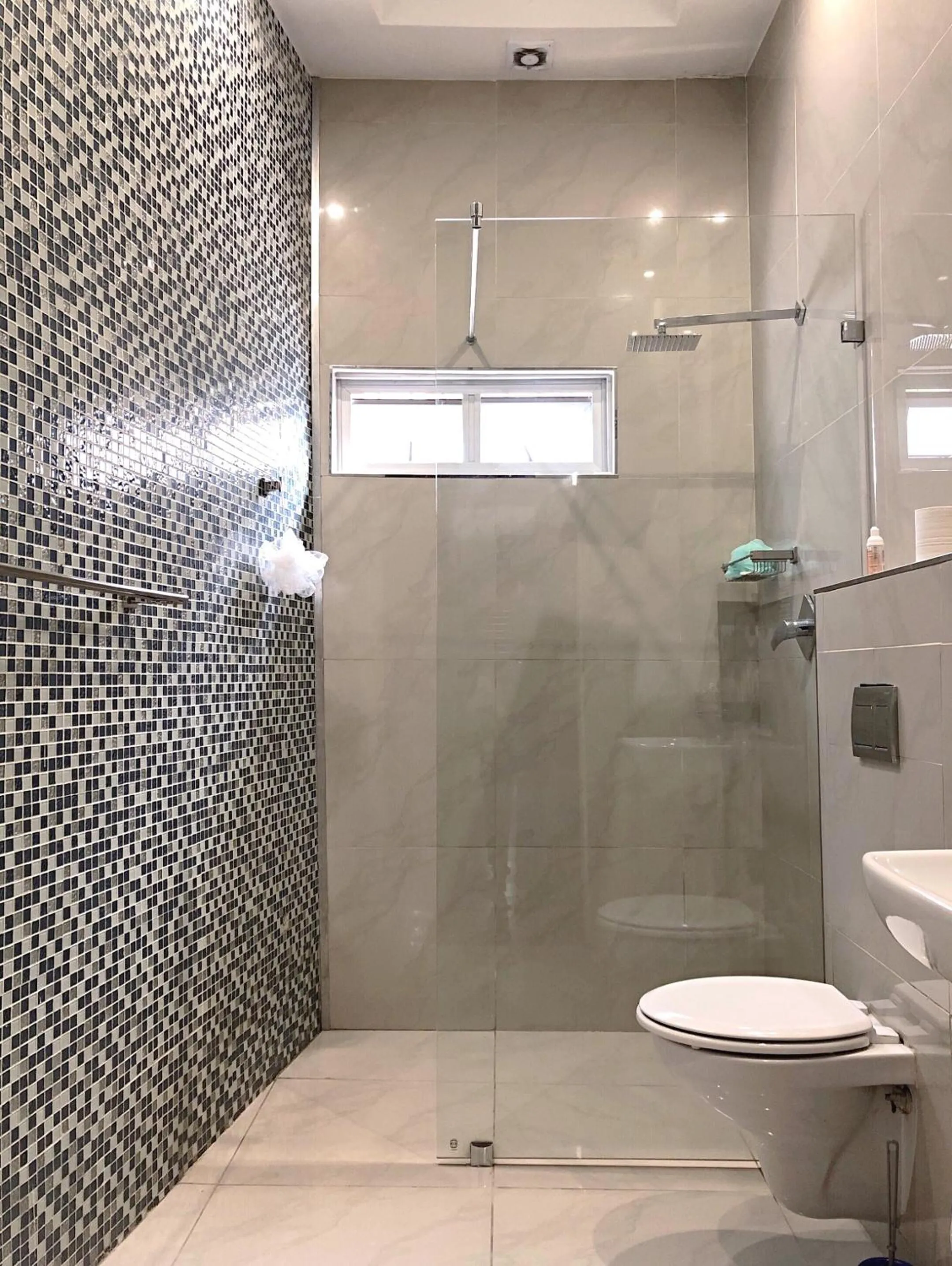 Shower in Big Blue Backpackers