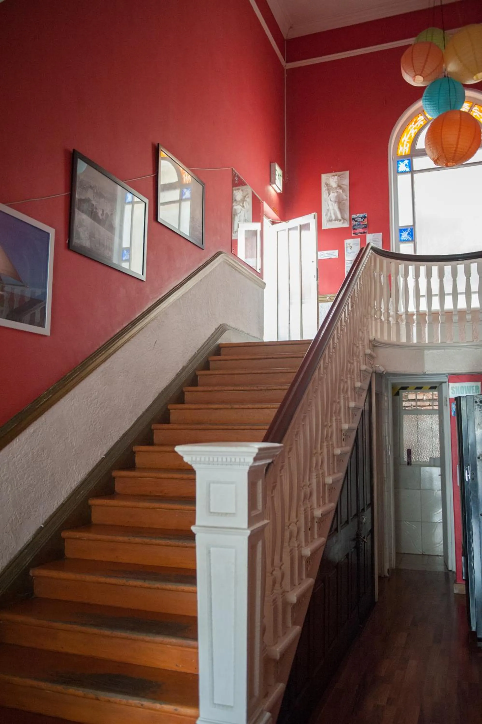 Property building in Big Blue Backpackers