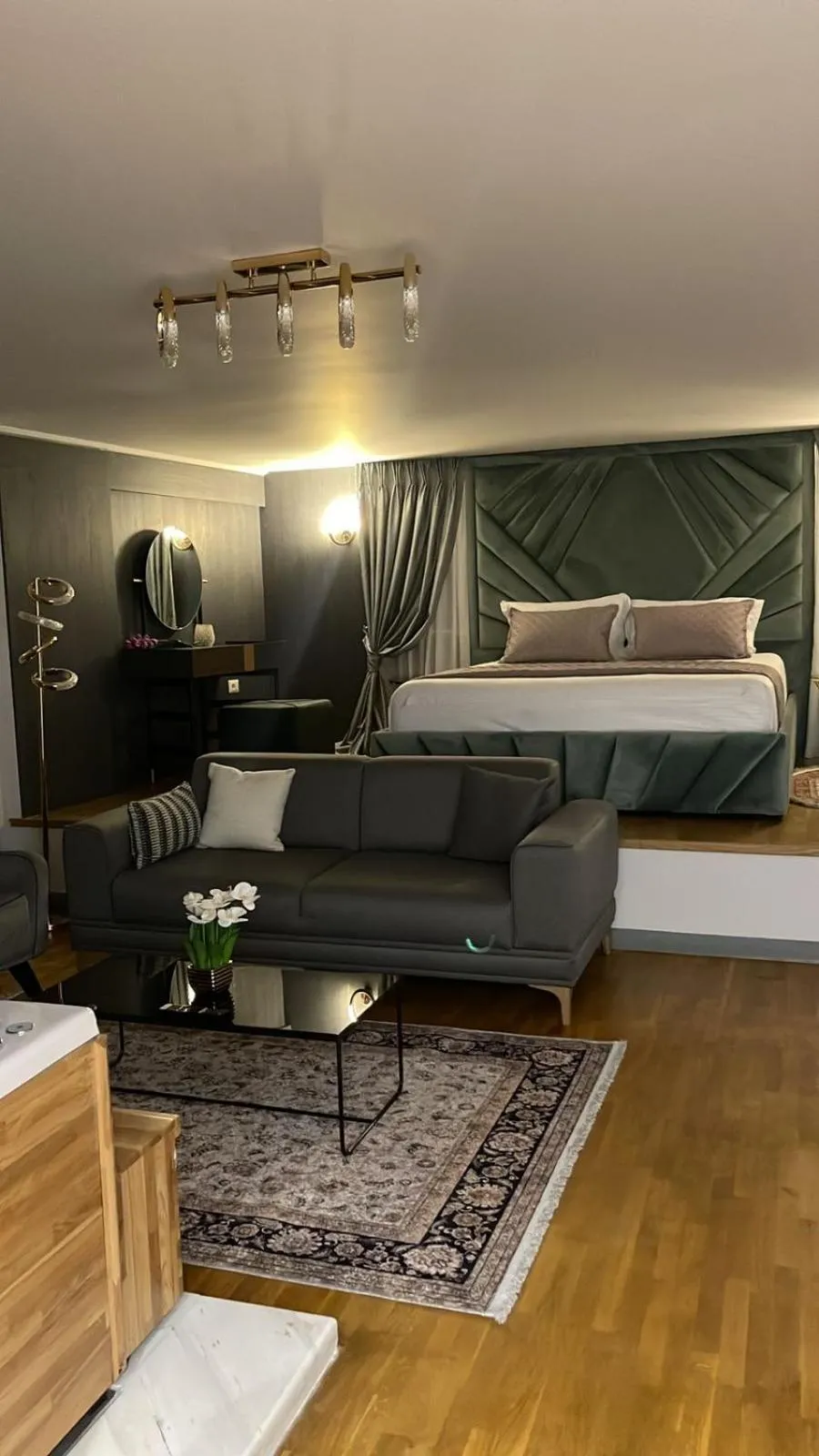 Bed in City Center Hotel