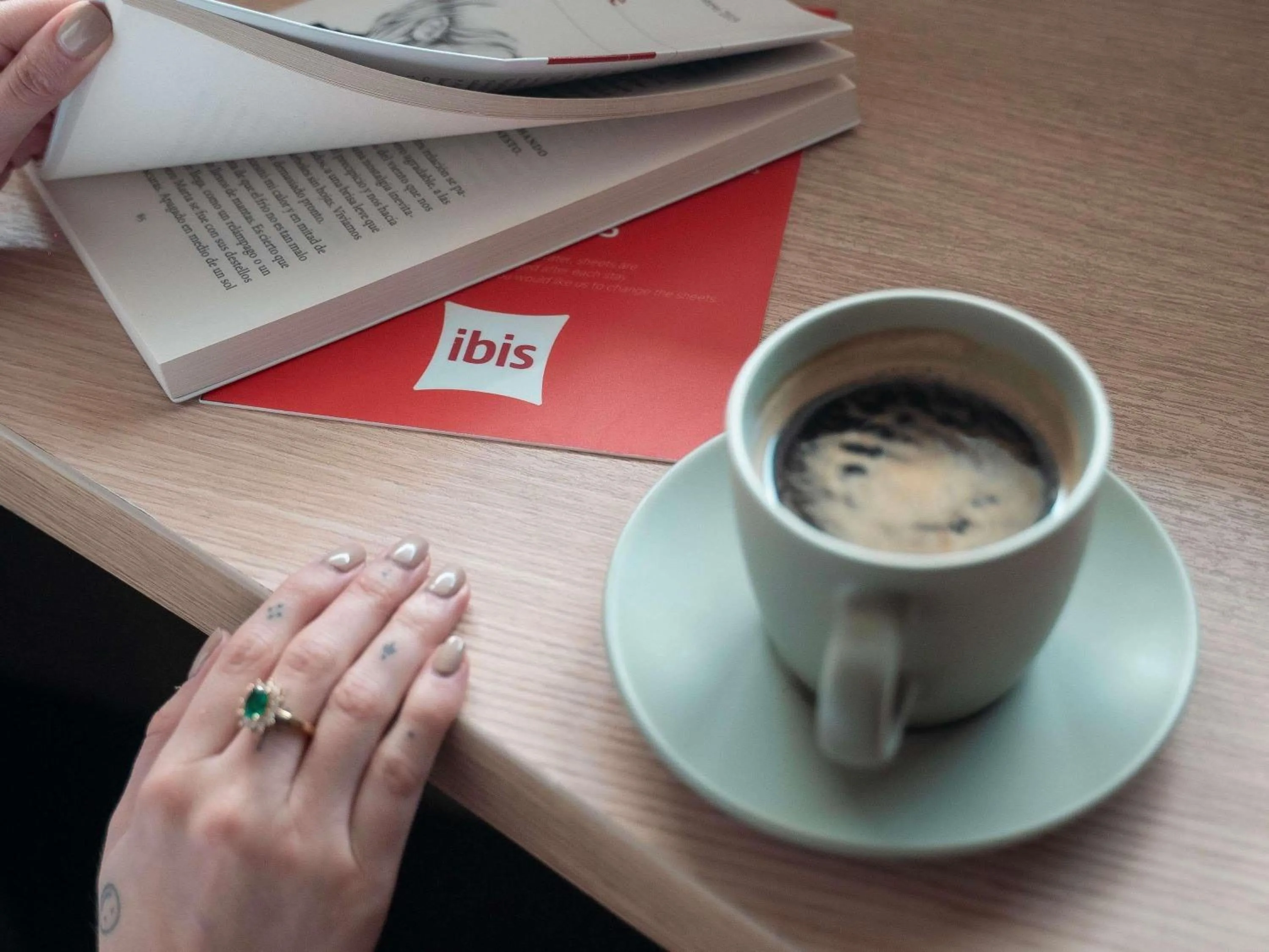 Bedroom in ibis Medellin