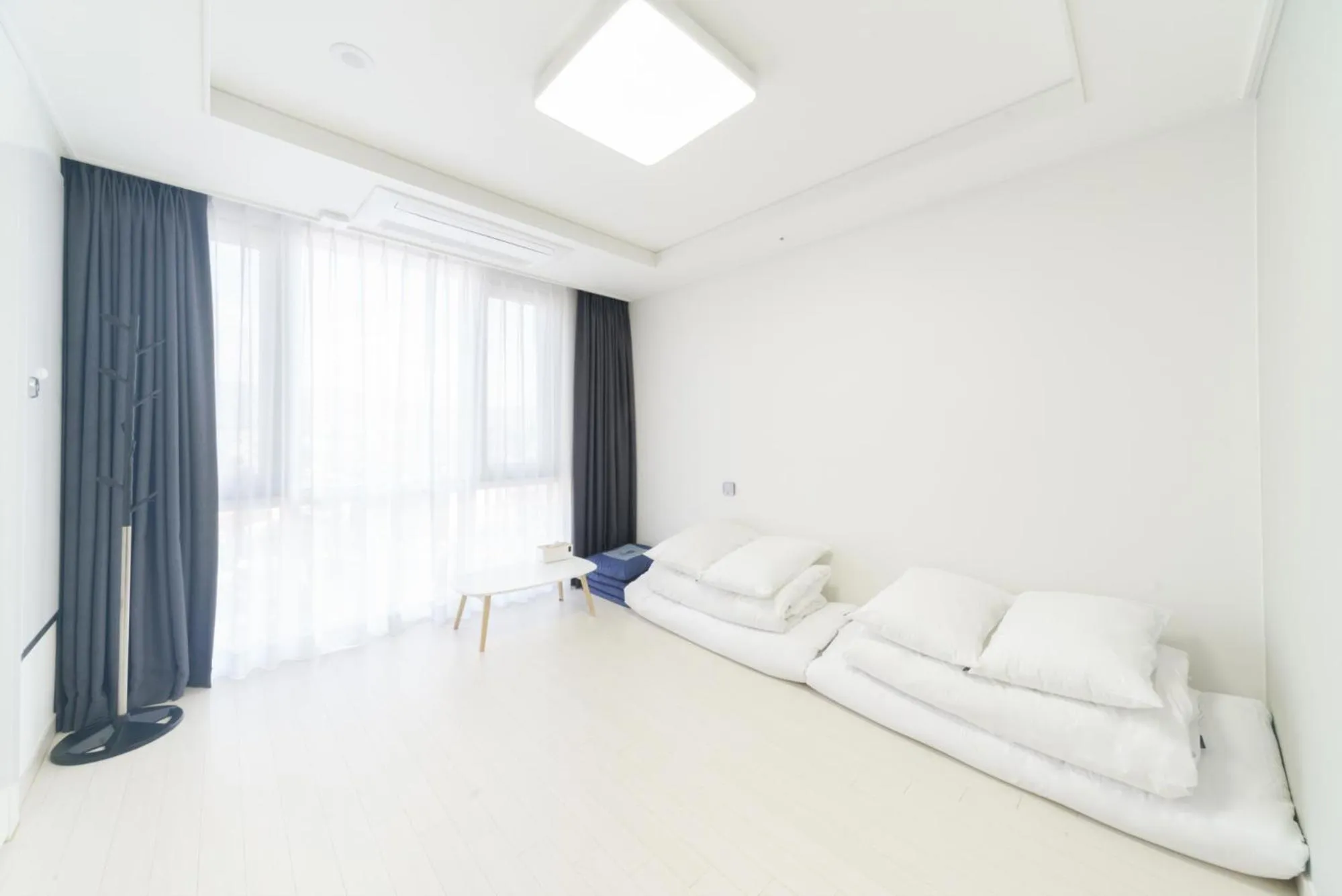 Bed in The Venezia Suite Hotel