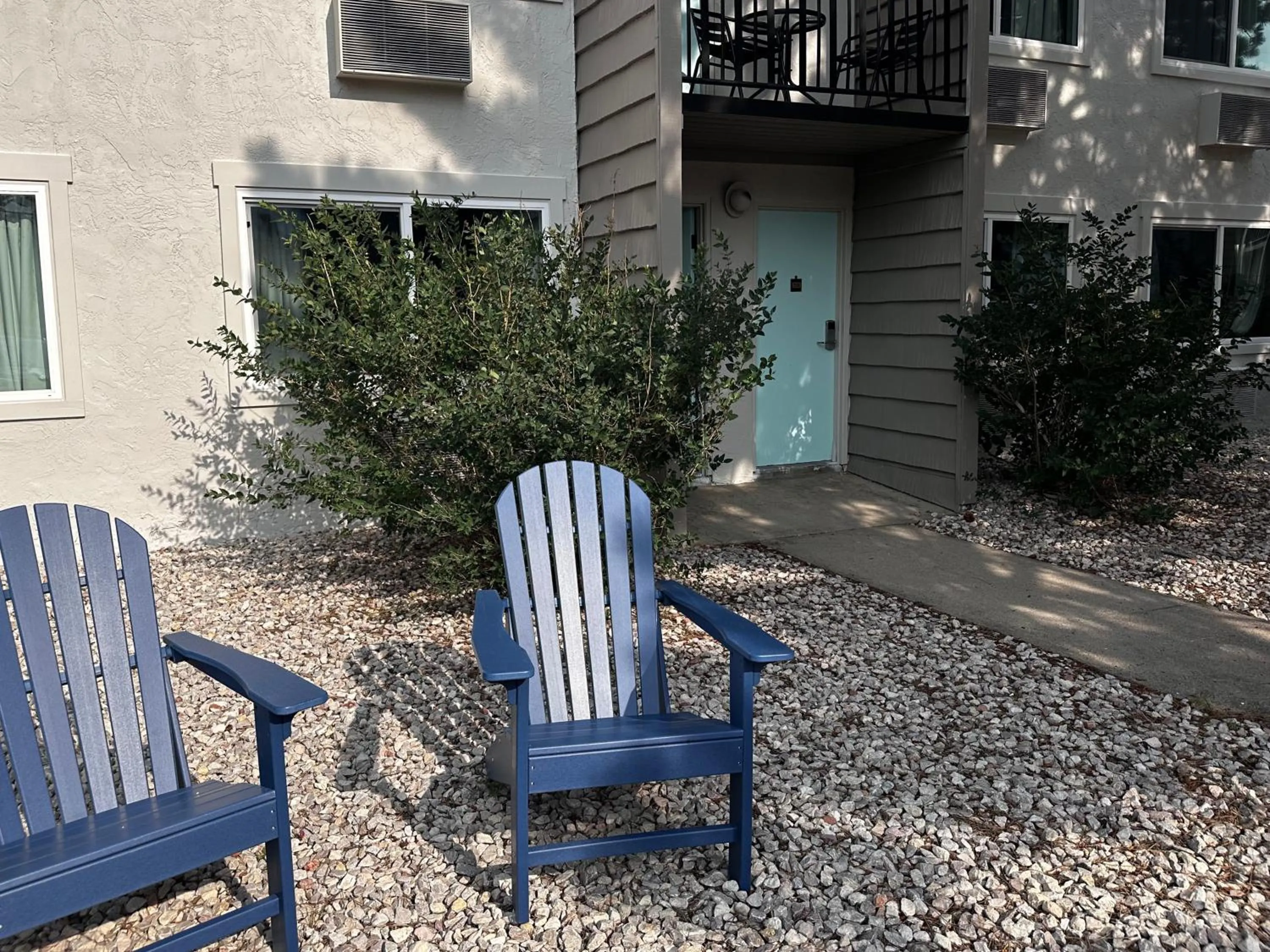 Facade/entrance in Expedition Lodge Estes Park at Rocky Mtn National Park