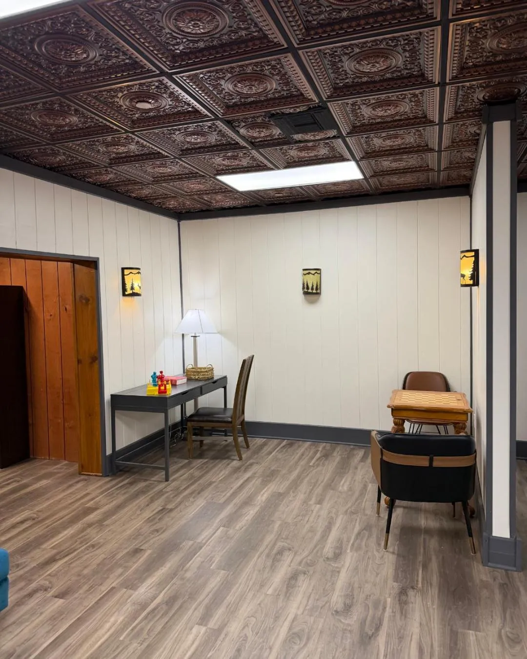 Business facilities in Expedition Lodge Estes Park at Rocky Mtn National Park