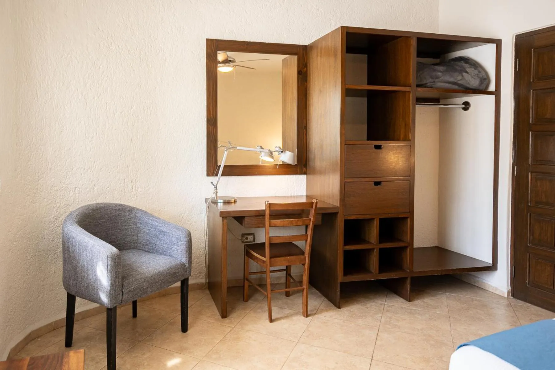 Seating area in Hotel & Suites El Moro