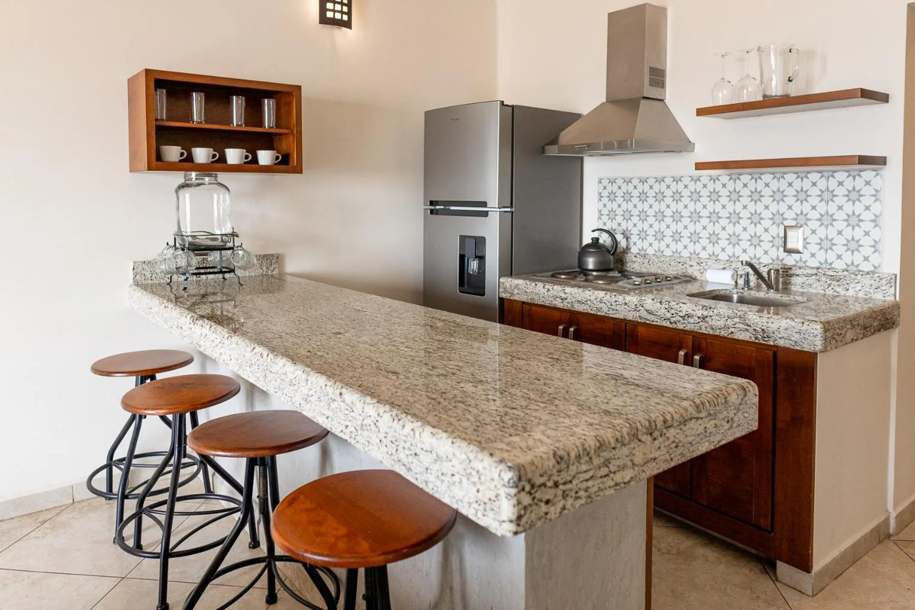 Kitchen or kitchenette in Hotel & Suites El Moro