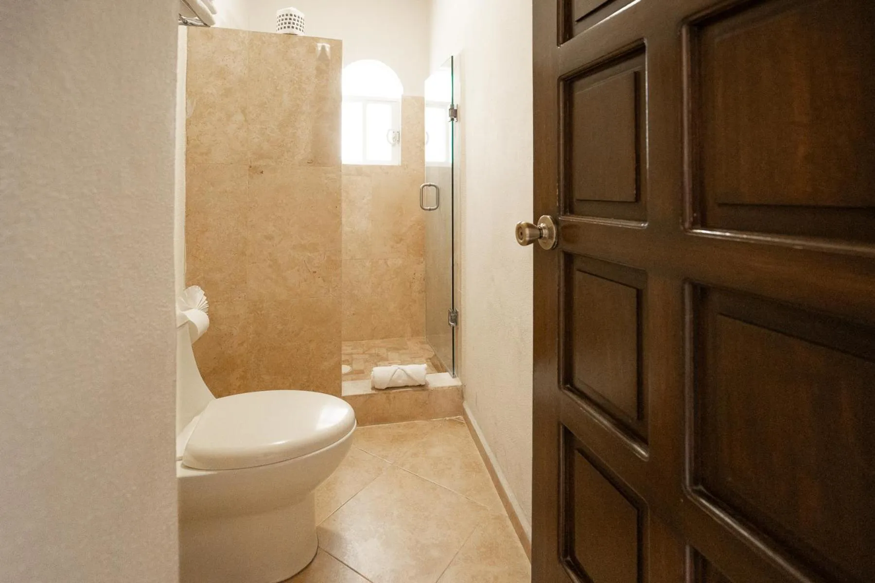 Shower in Hotel & Suites El Moro