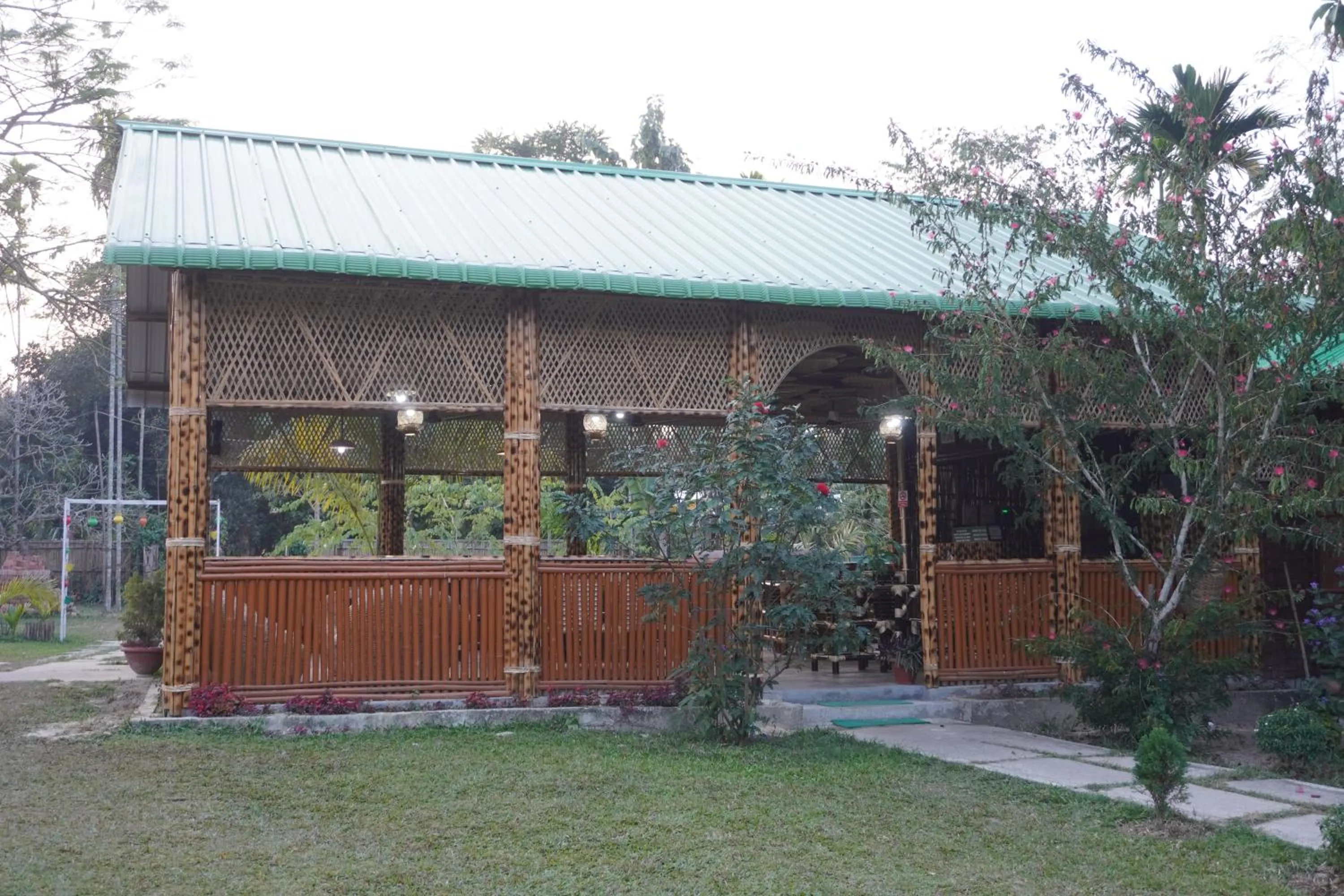 Restaurant/places to eat in Kaziranga Eco Camp