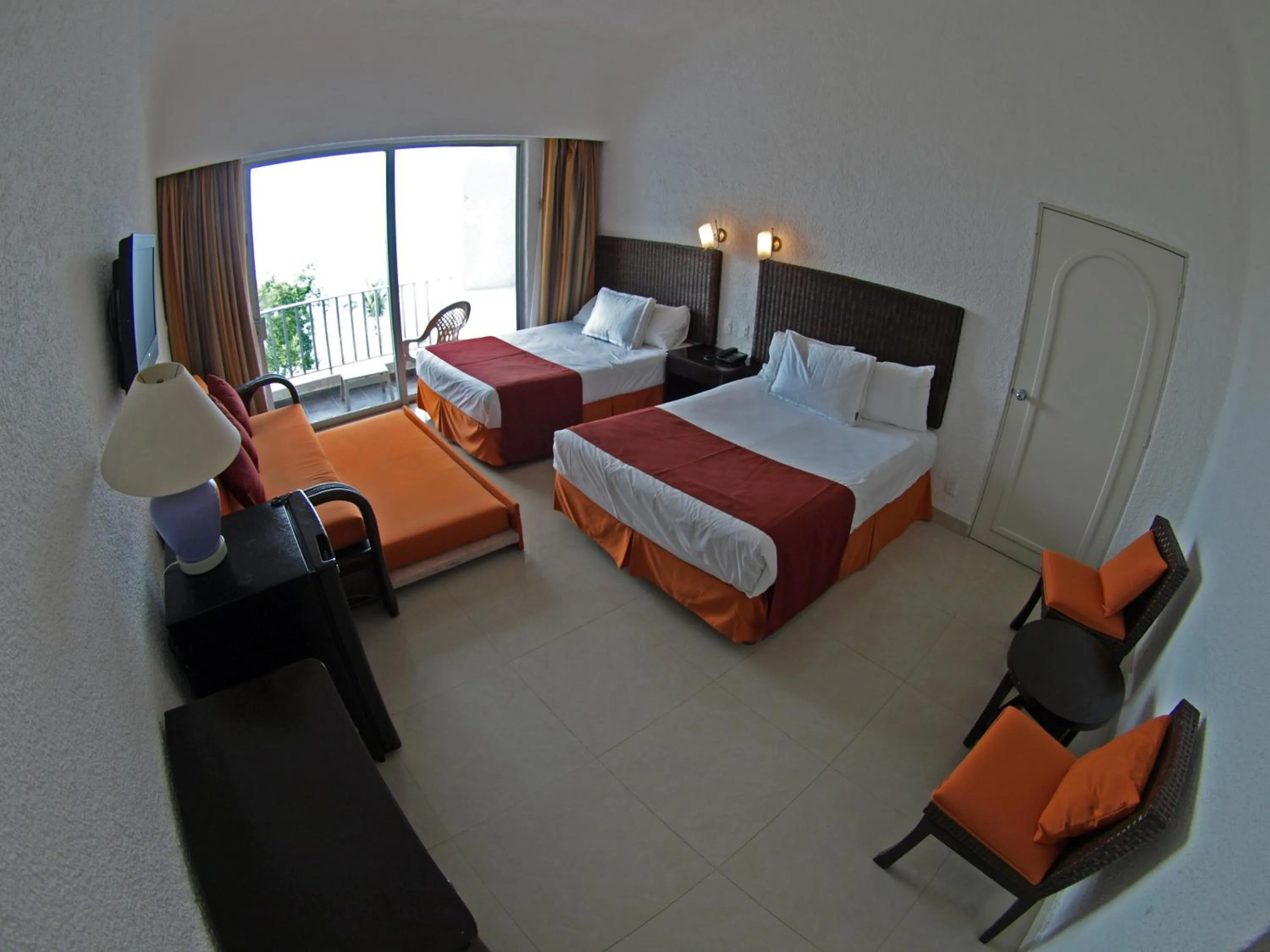 Bed in Sierra Mar All Inclusive at Tesoro