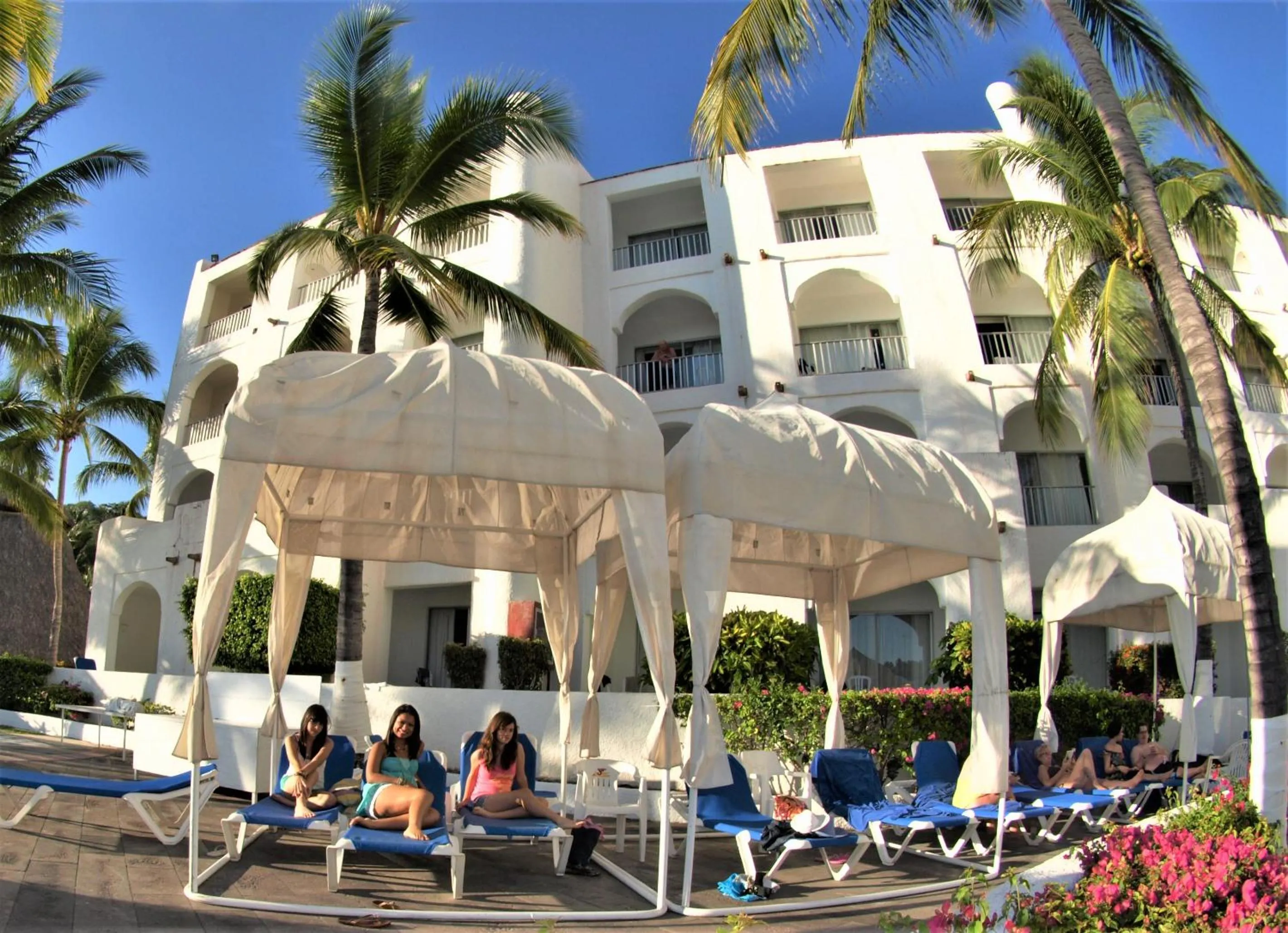 Solarium in Sierra Mar All Inclusive at Tesoro