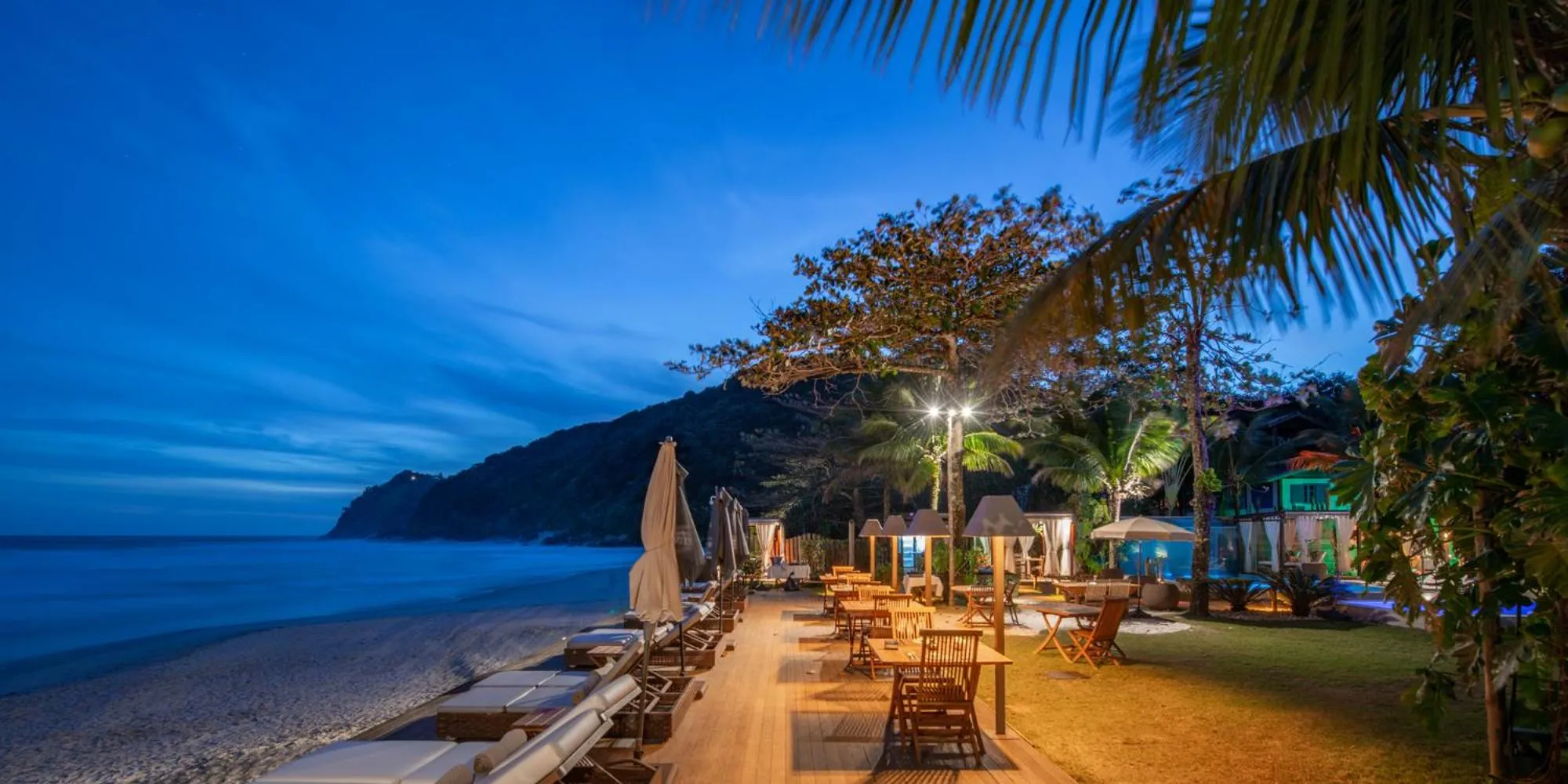 Night in Hotel Spa Nau Royal