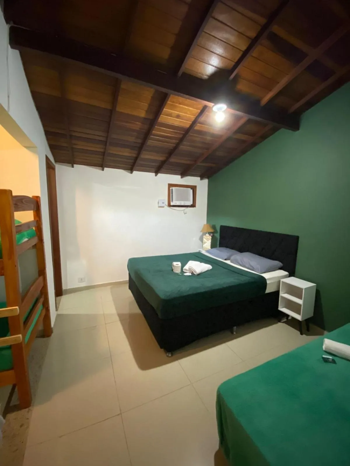 Bed in Pousada Ferradura Beach