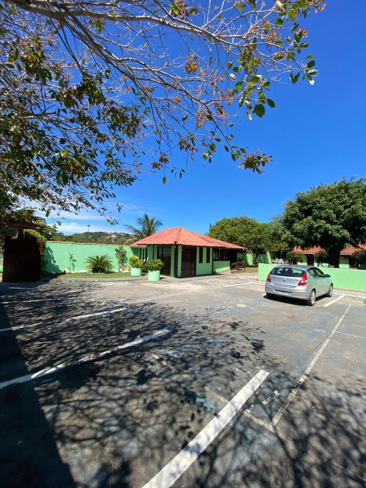 Pousada Ferradura Beach