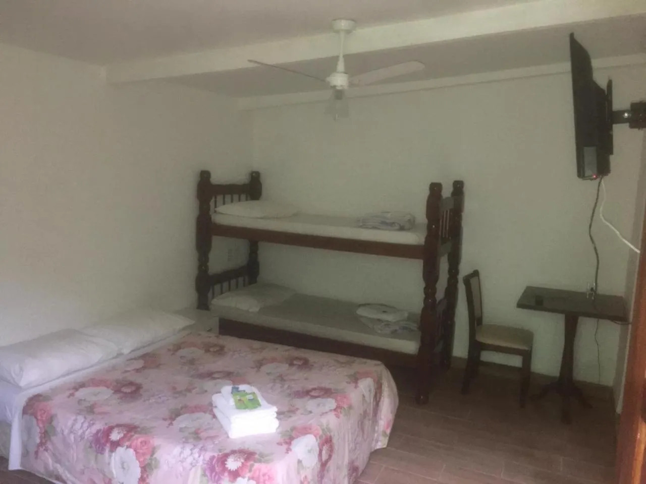 Bed in Pousada Ferradura Beach